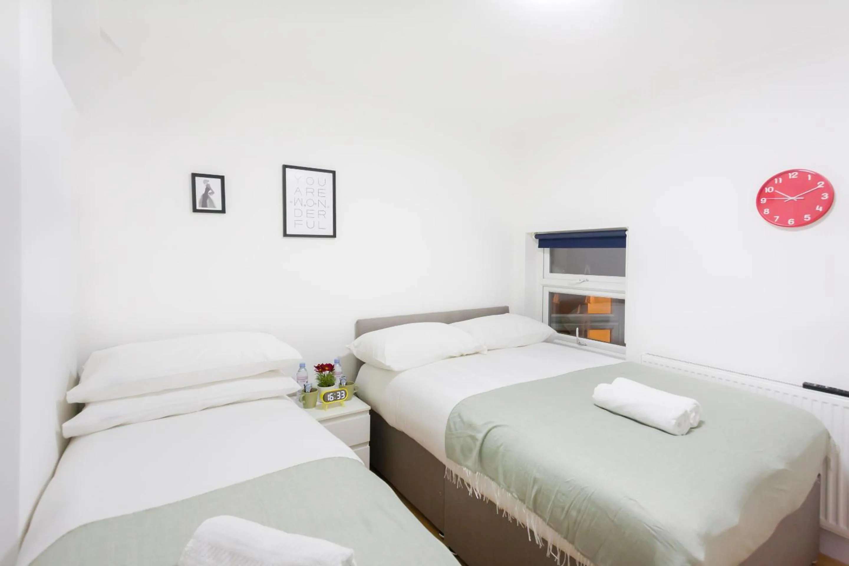 Bedroom, Bed in Studio9 Rooms - Next to Emirates Stadium - Budget Rooms with Shared Bathroom
