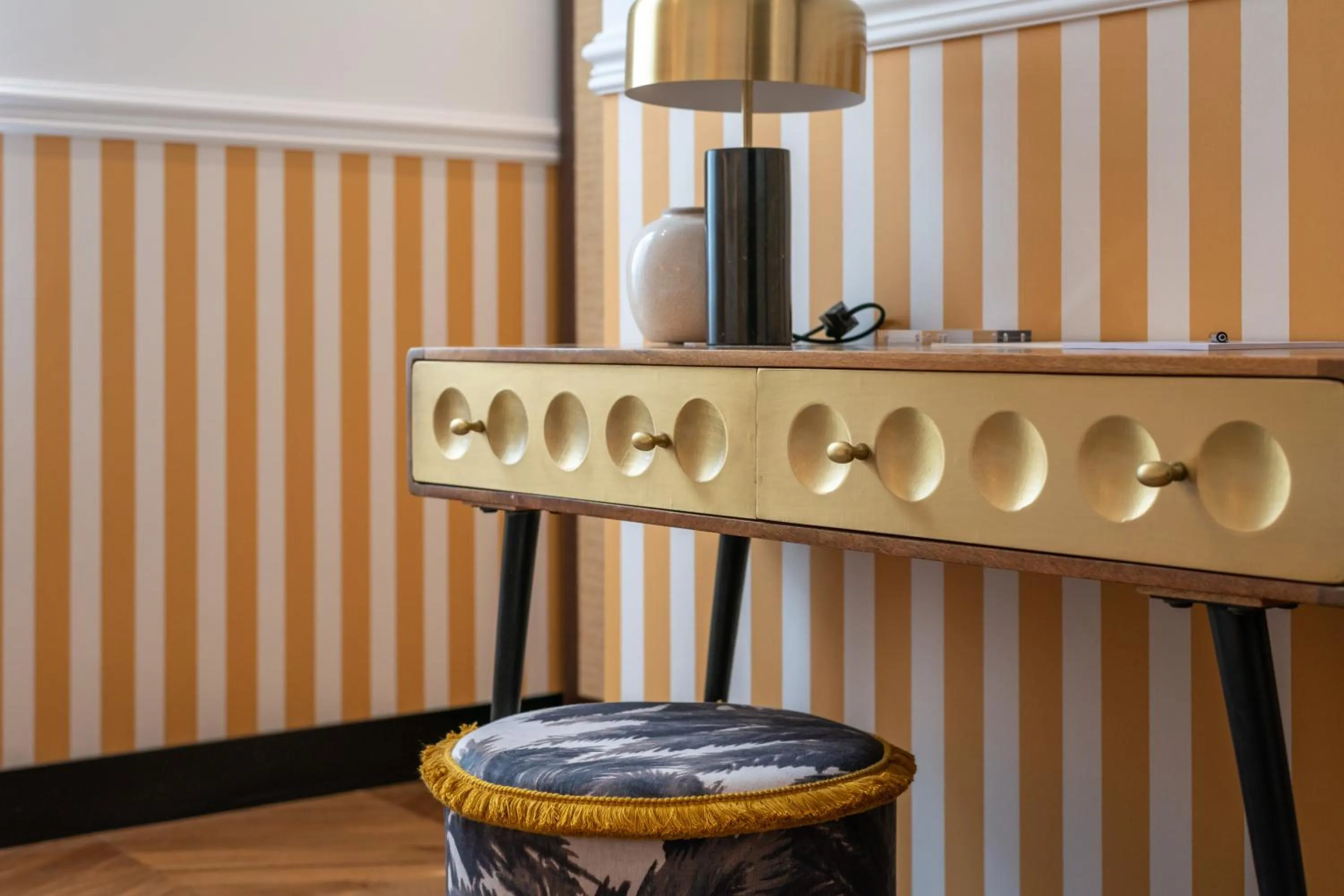 Decorative detail in DH Rooms Spiga