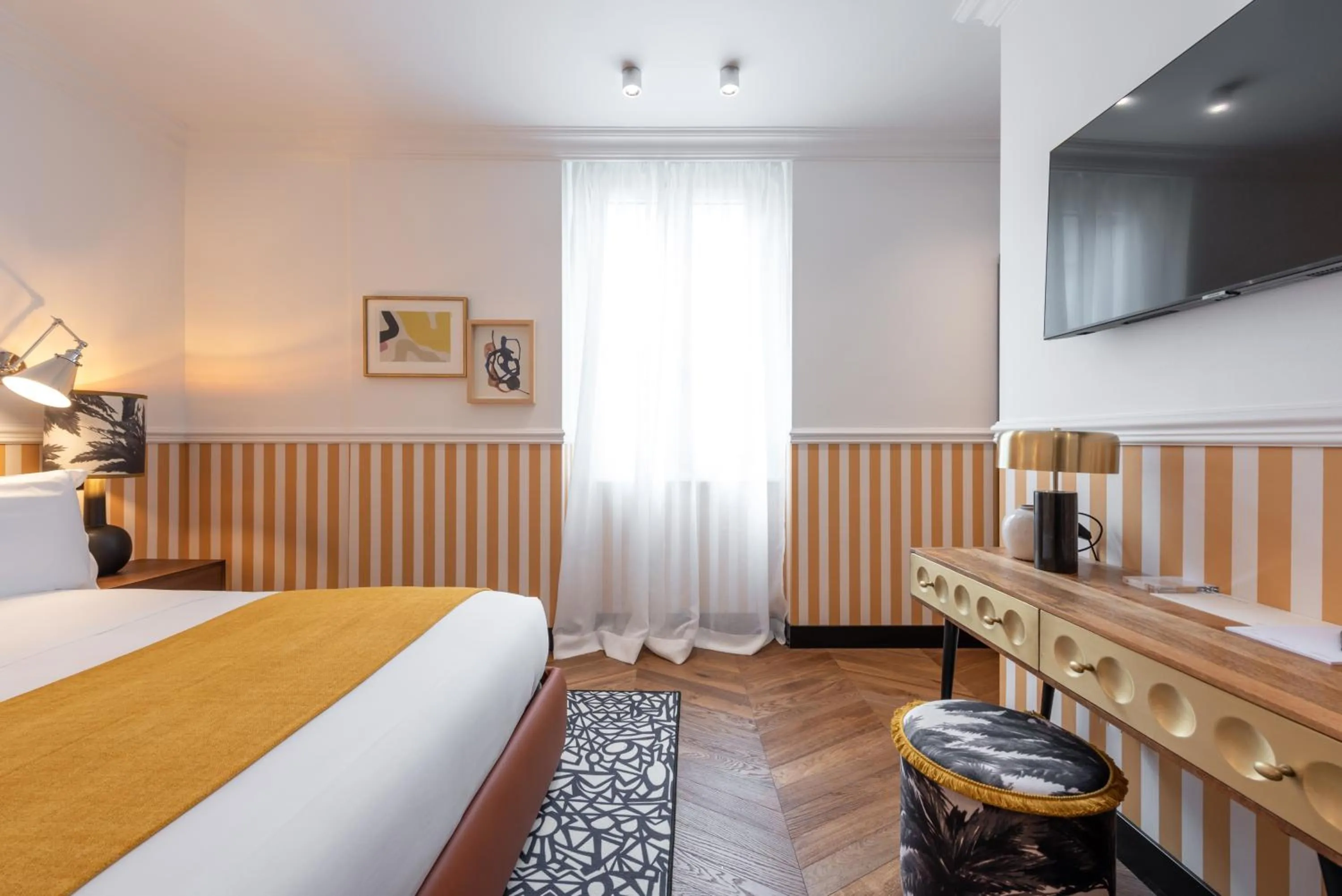 Photo of the whole room, Bed in DH Rooms Spiga