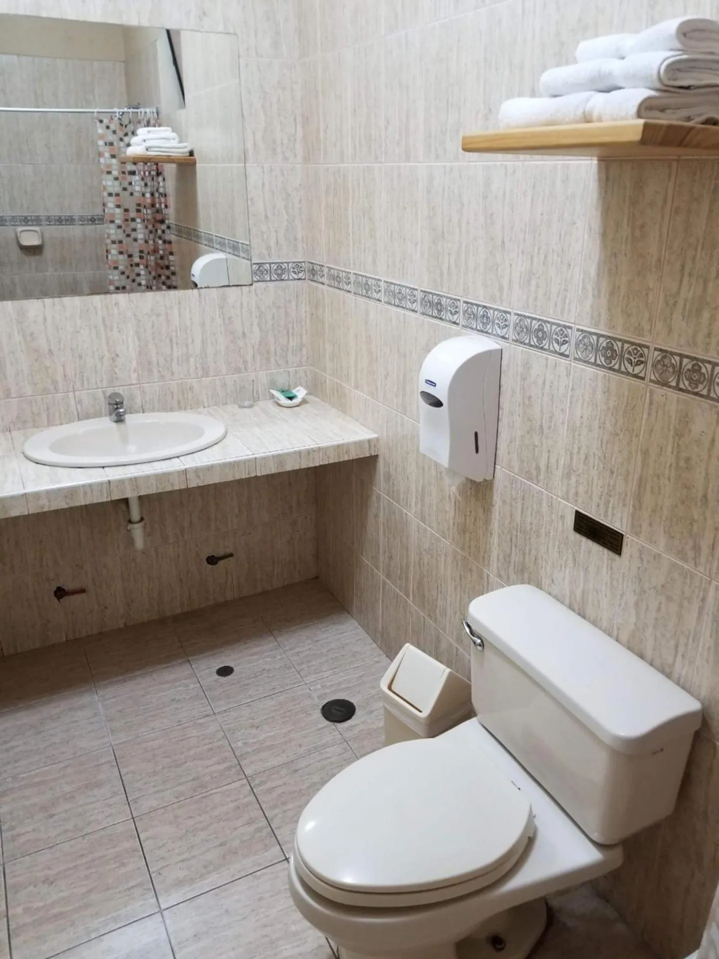 Bathroom in Hotel El Brujo Centro Histórico