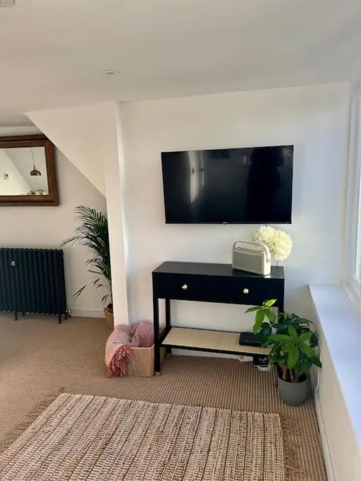 Bed in The Turret- the best view in Folkestone