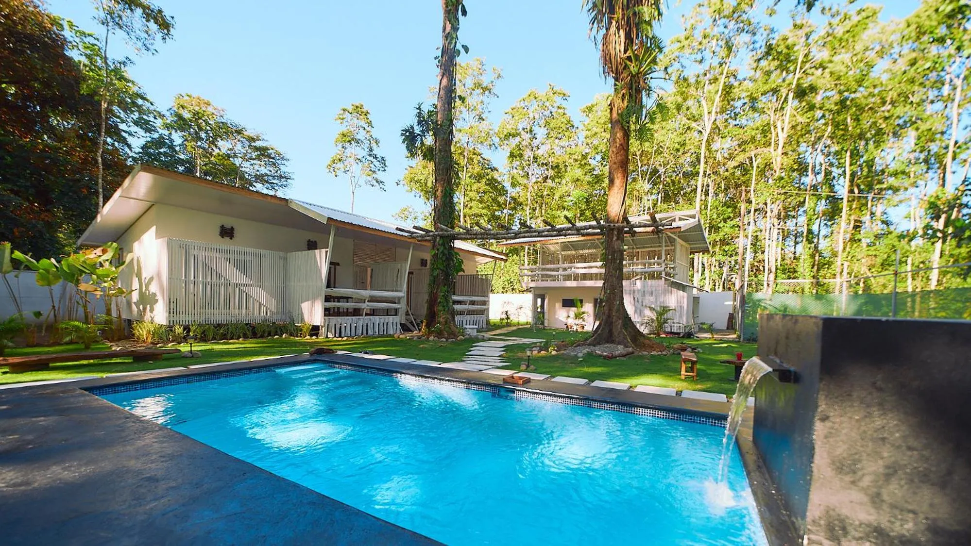 Swimming pool in Olivia del caribe suite