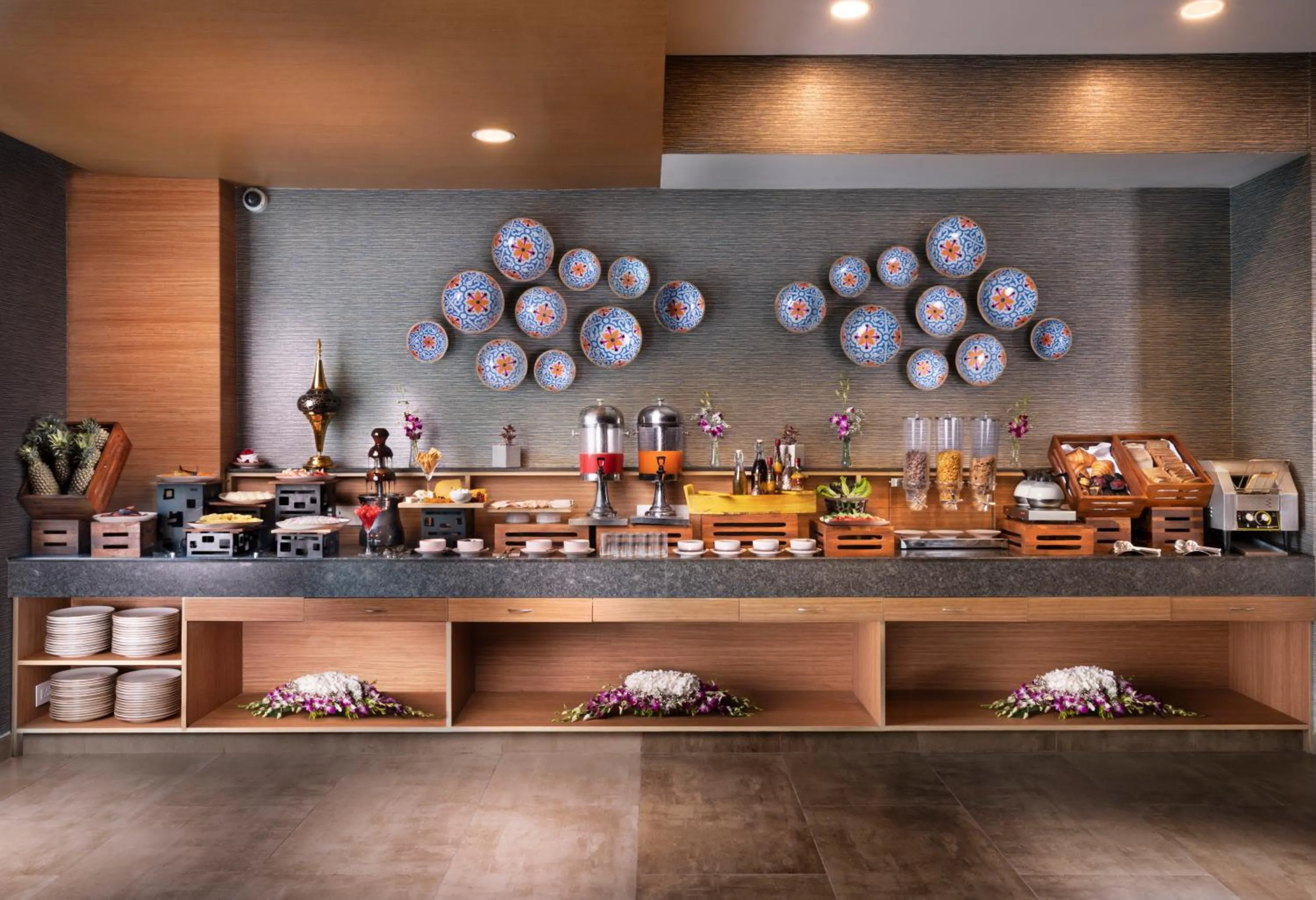 Restaurant/places to eat in ExpoInn Suites and Convention