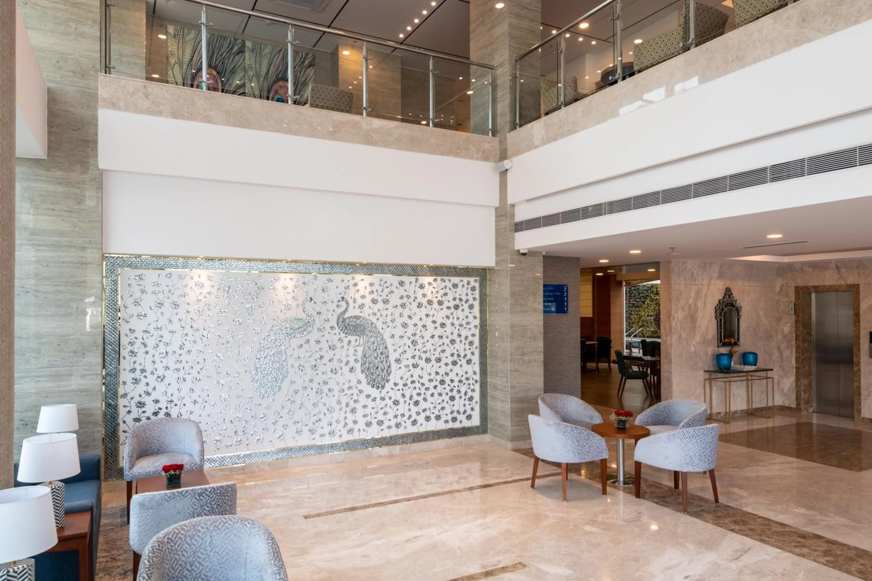 Lobby or reception in ExpoInn Suites and Convention