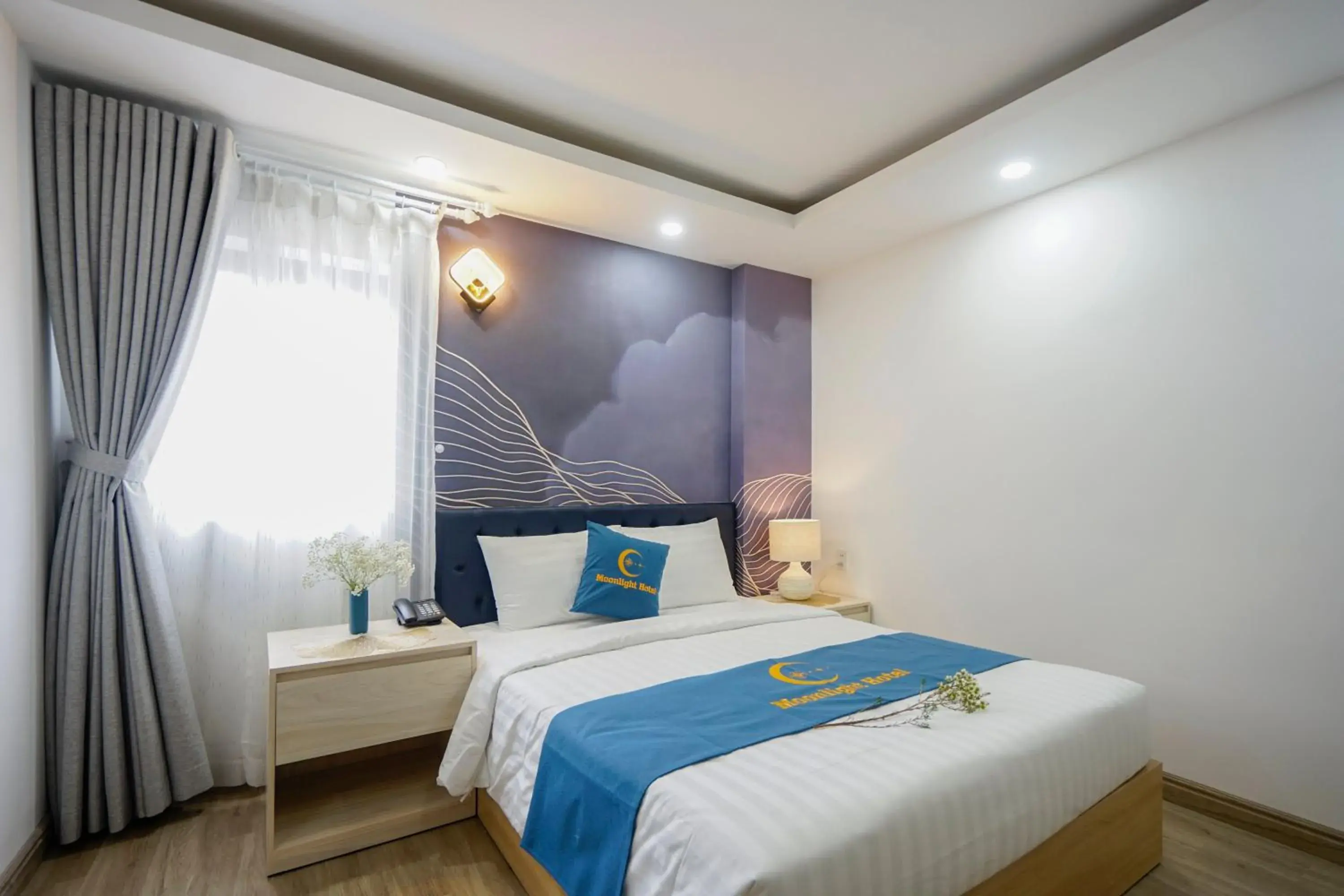 Superior Double Room with City View in Moonlight Nha Trang Hotel Superior Double Room with City View in Moonlight Nha Trang Hotel