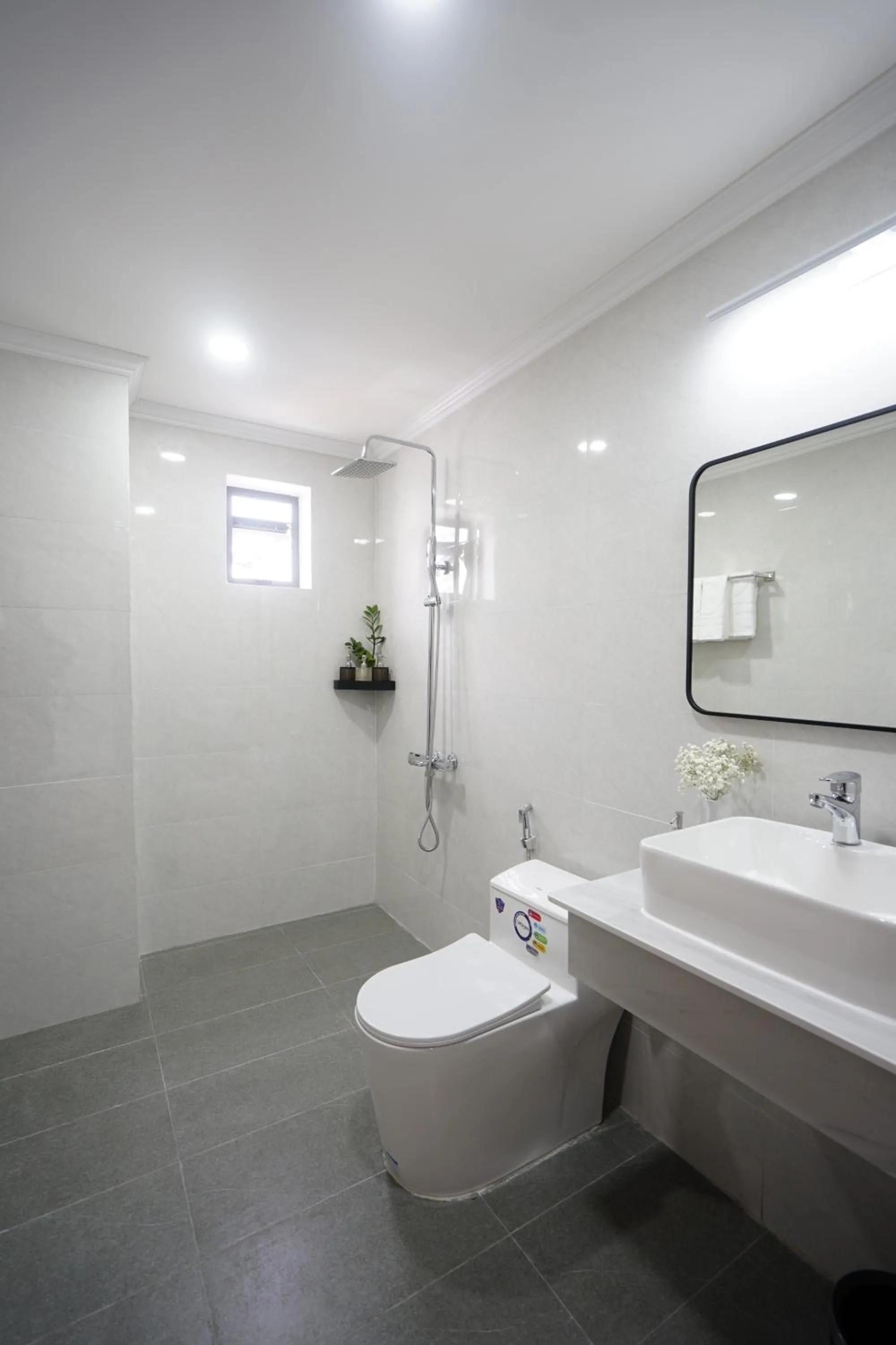 Bathroom in Moonlight Nha Trang Hotel