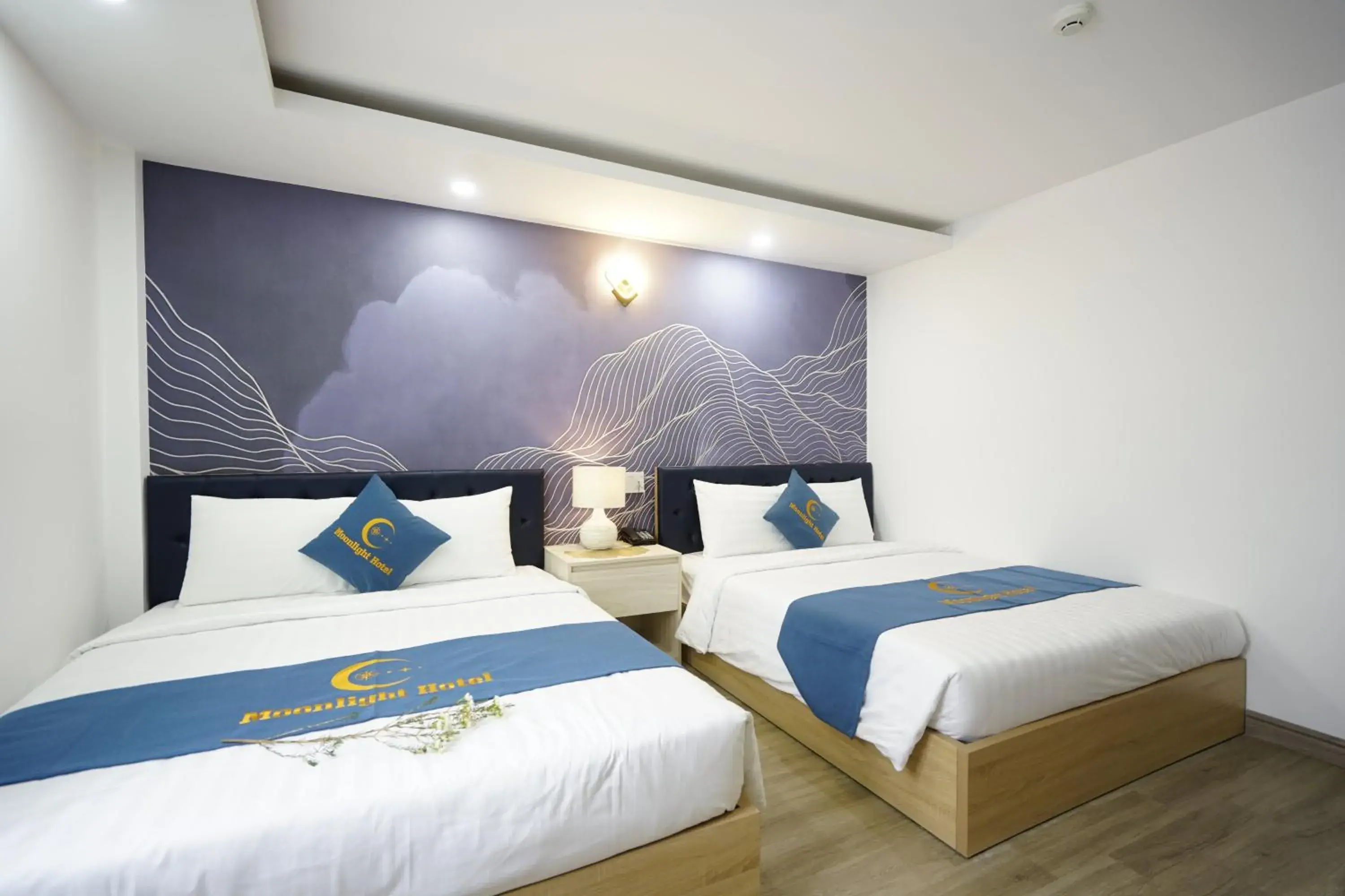 Deluxe Twin Room with City View in Moonlight Nha Trang Hotel Deluxe Twin Room with City View in Moonlight Nha Trang Hotel