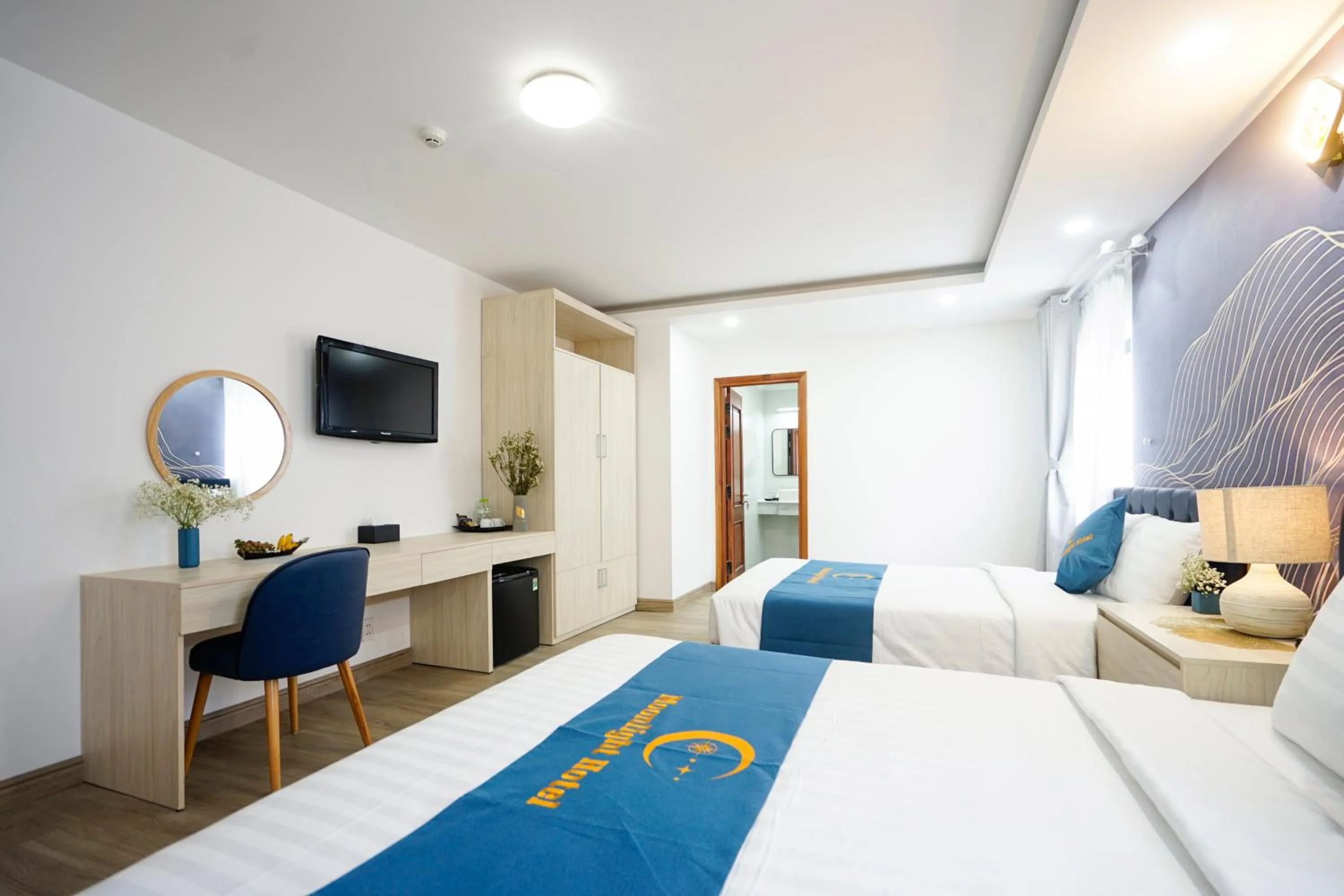 Photo of the whole room, Bed in Moonlight Nha Trang Hotel