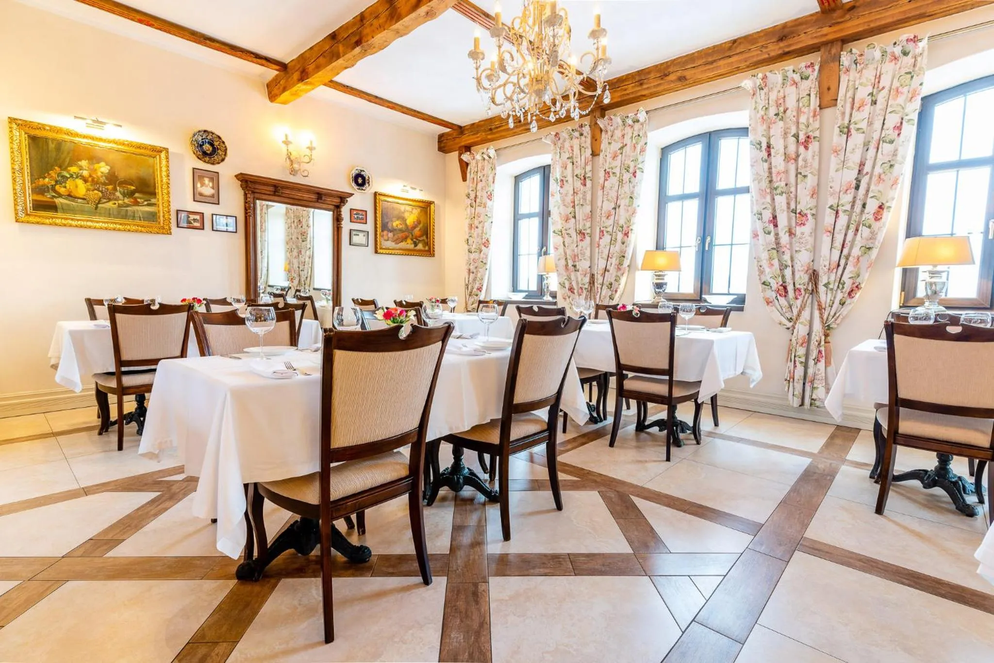 Restaurant/places to eat in Folwark Karczemka