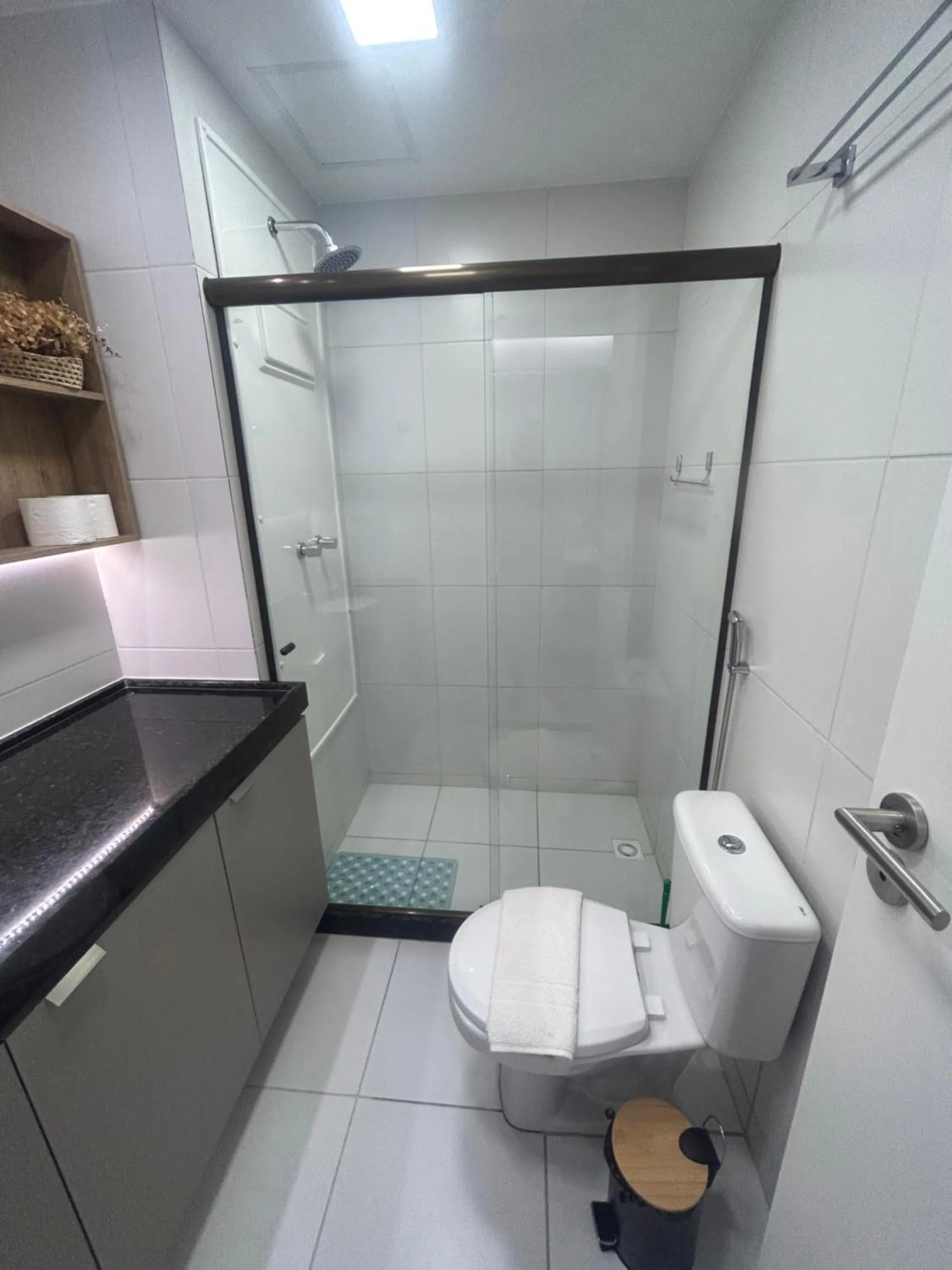 Bathroom in Porto Beach Resort - Mana Beach Experience