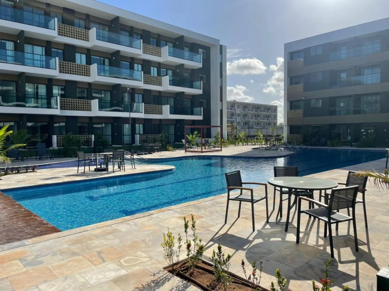 Property building in Porto Beach Resort - Mana Beach Experience