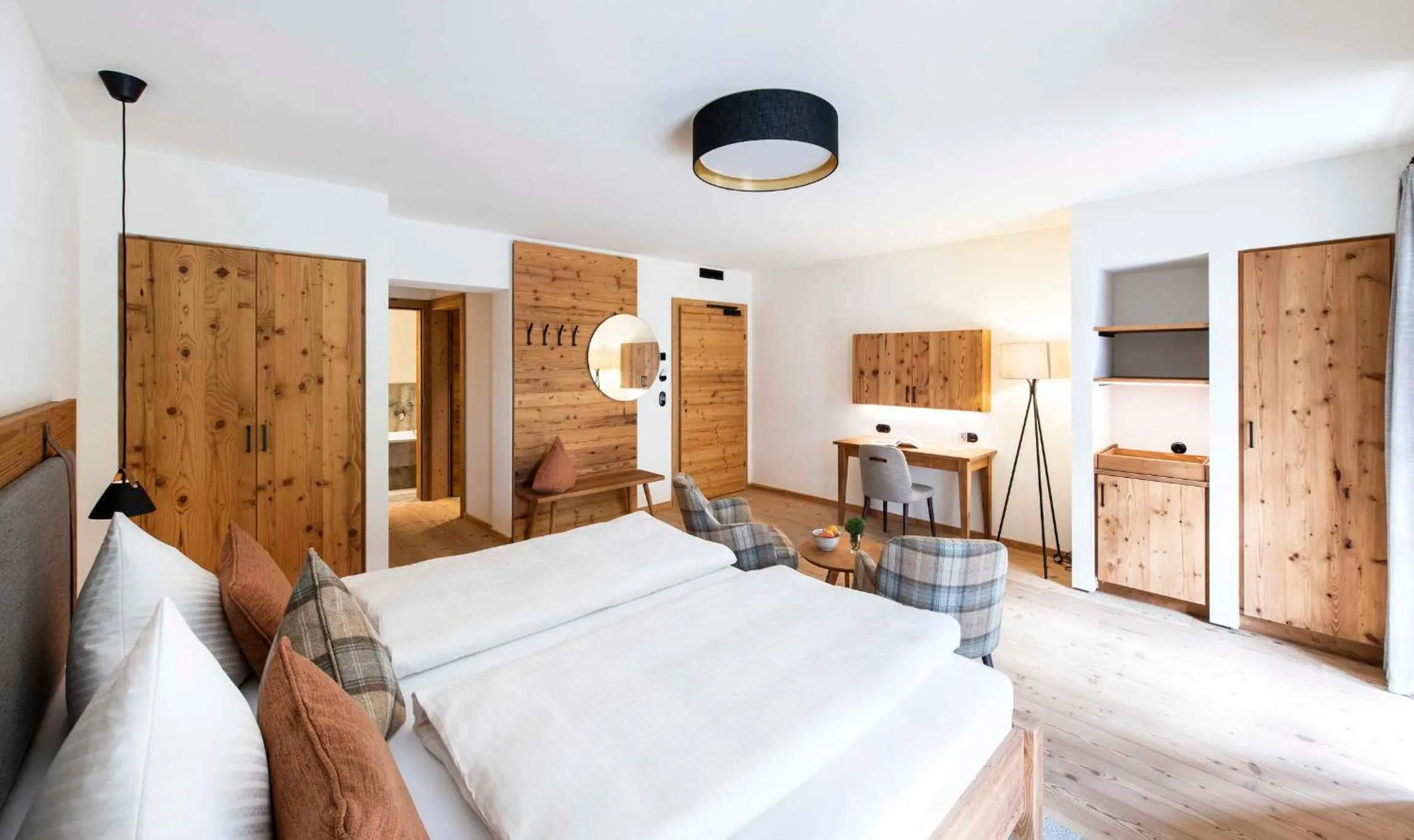 Photo of the whole room, Bed in Hotel Grünerhof