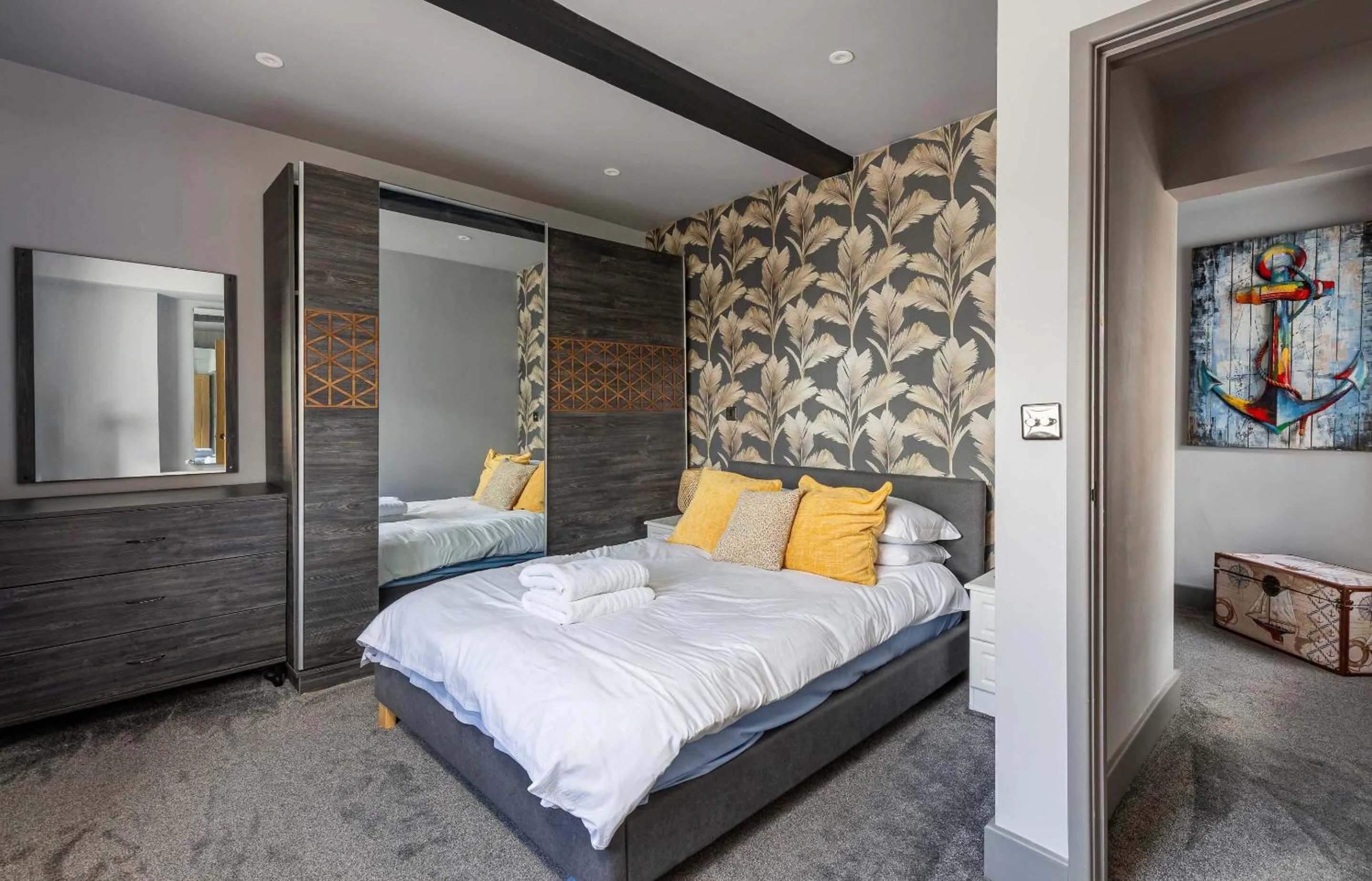 Bedroom, Bed in Jersey Cottage