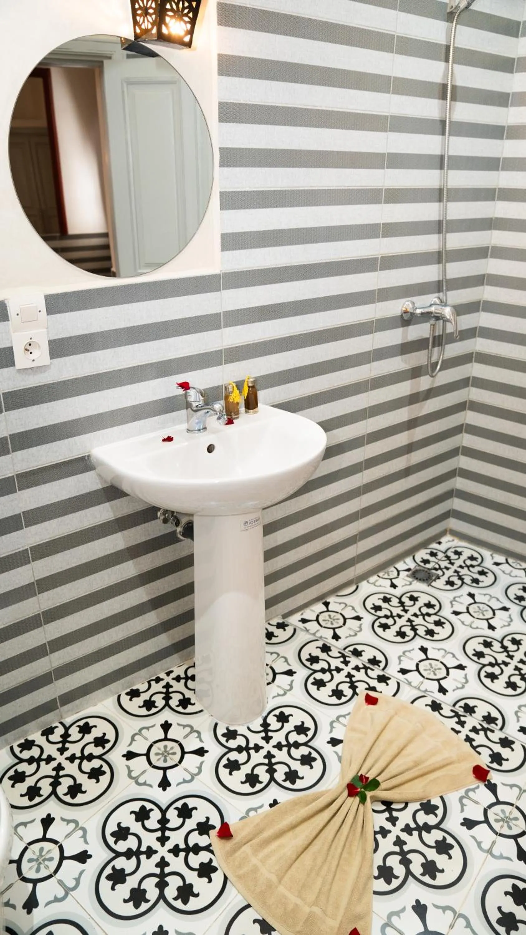 Bathroom in Riad Allal