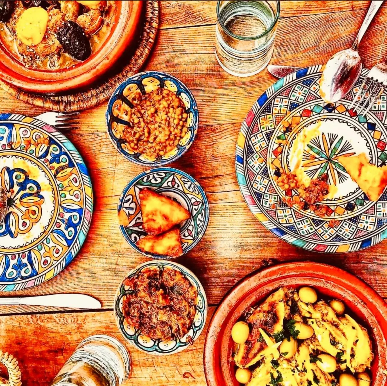 Restaurant/places to eat in Riad Allal