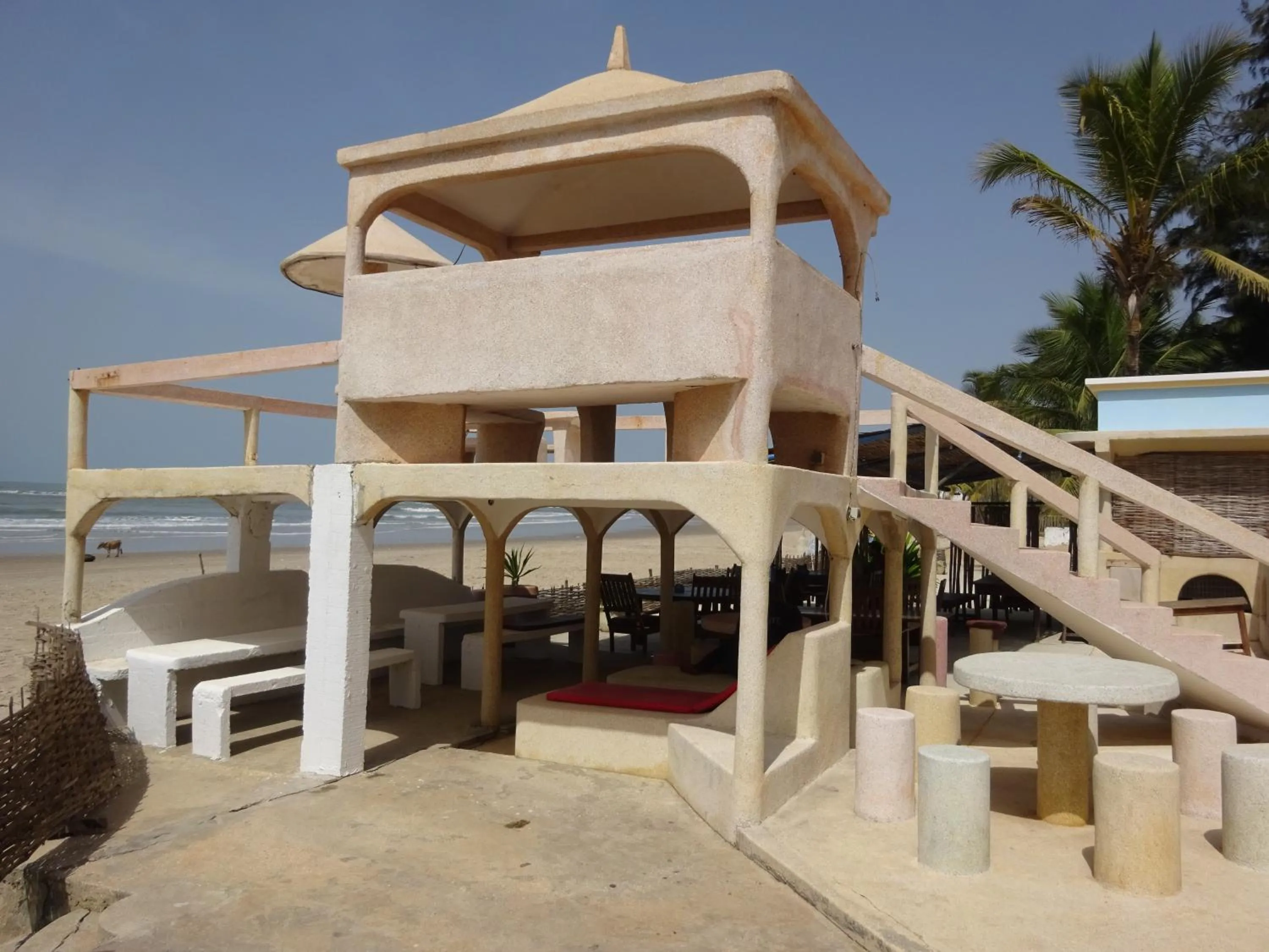 Balcony/Terrace in HOTEL DU BAR DE LA MER CAP SKIRRiNG