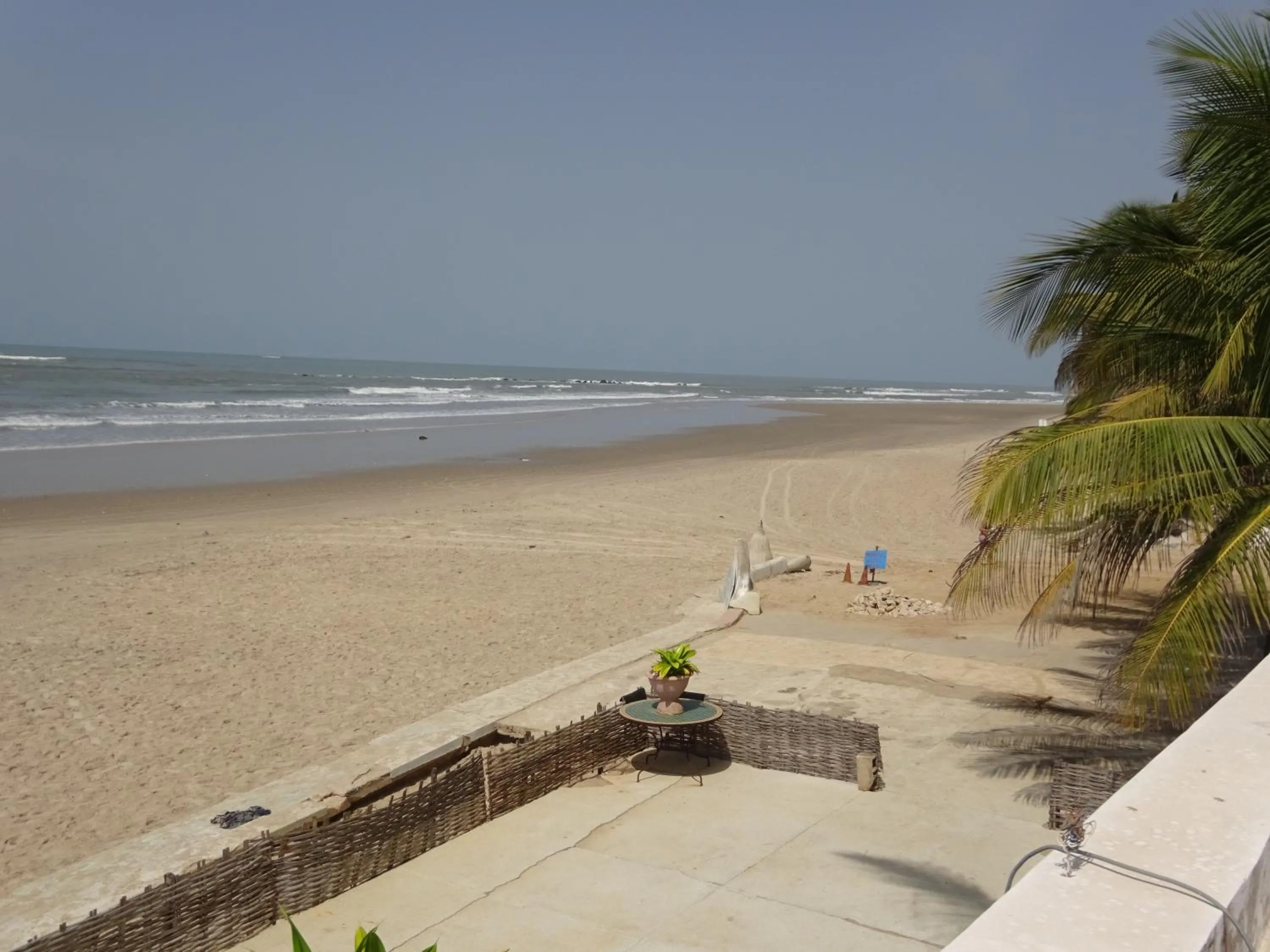 Beach in HOTEL DU BAR DE LA MER CAP SKIRRiNG