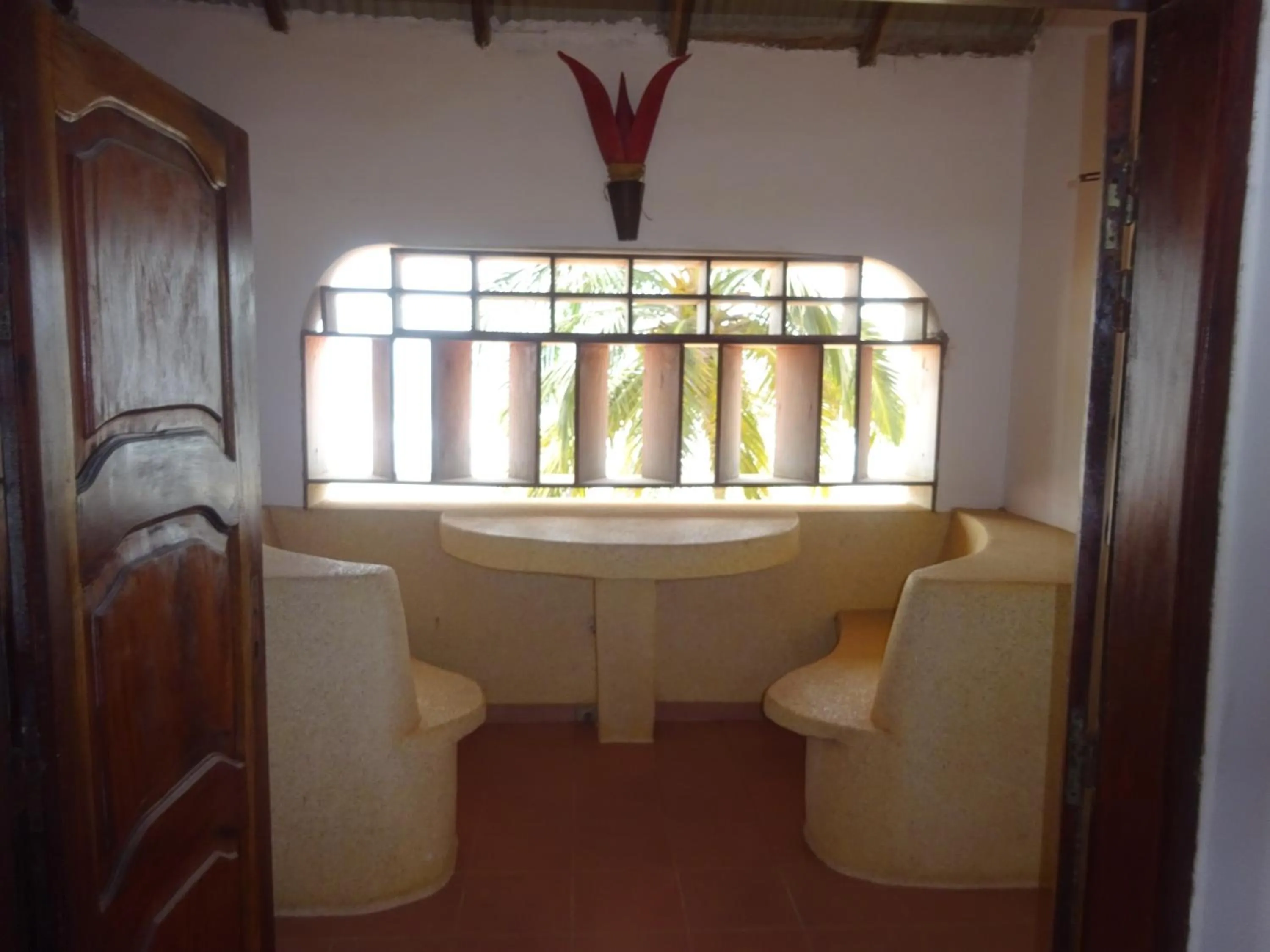 Living room in HOTEL DU BAR DE LA MER CAP SKIRRiNG