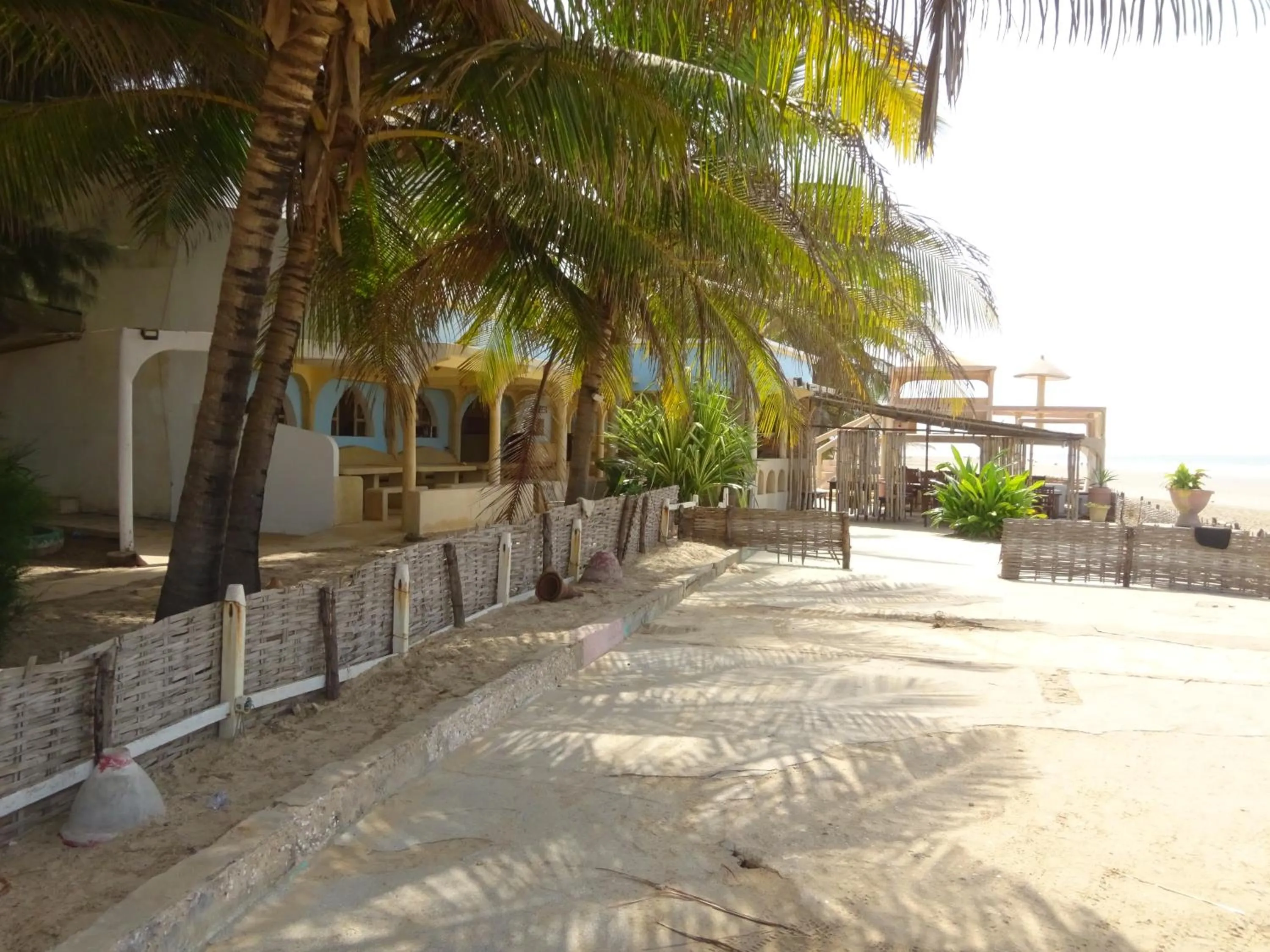 Property building in HOTEL DU BAR DE LA MER CAP SKIRRiNG