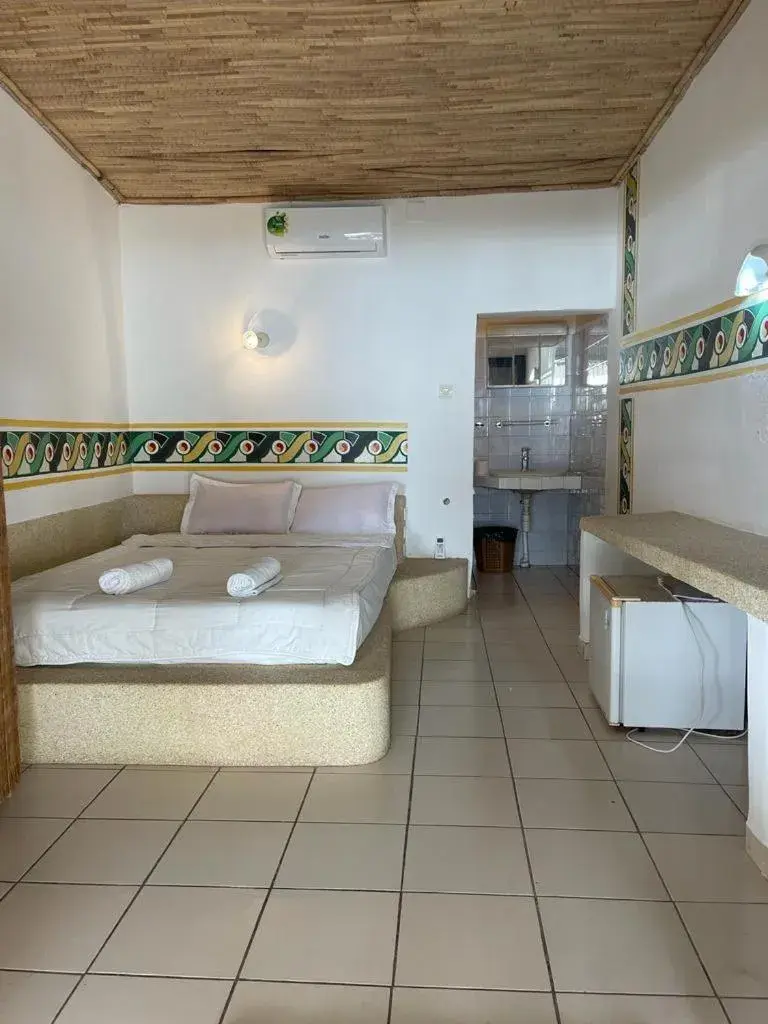 Double Room in HOTEL DU BAR DE LA MER CAP SKIRRiNG Double Room in HOTEL DU BAR DE LA MER CAP SKIRRiNG