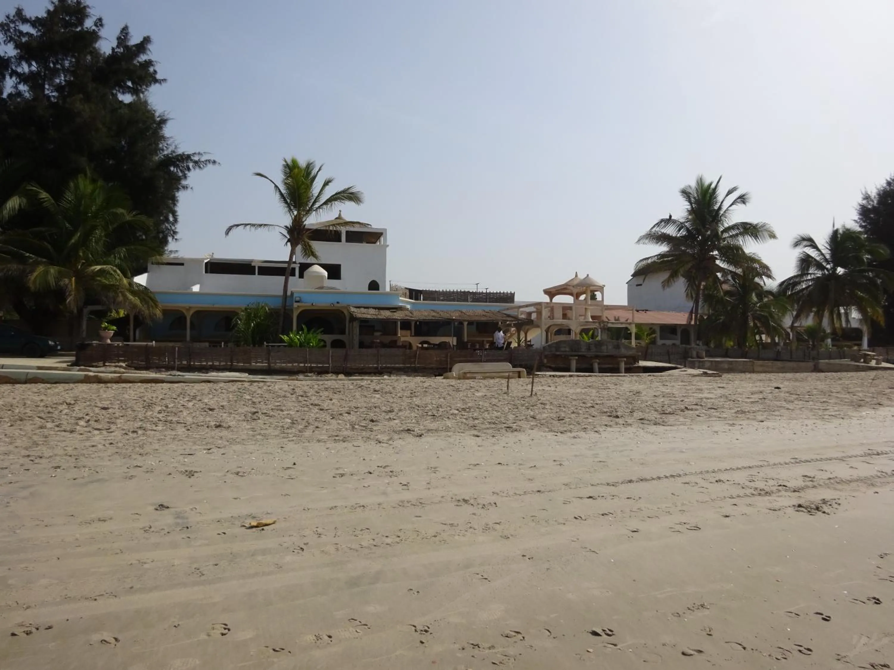 Beach in HOTEL DU BAR DE LA MER CAP SKIRRiNG
