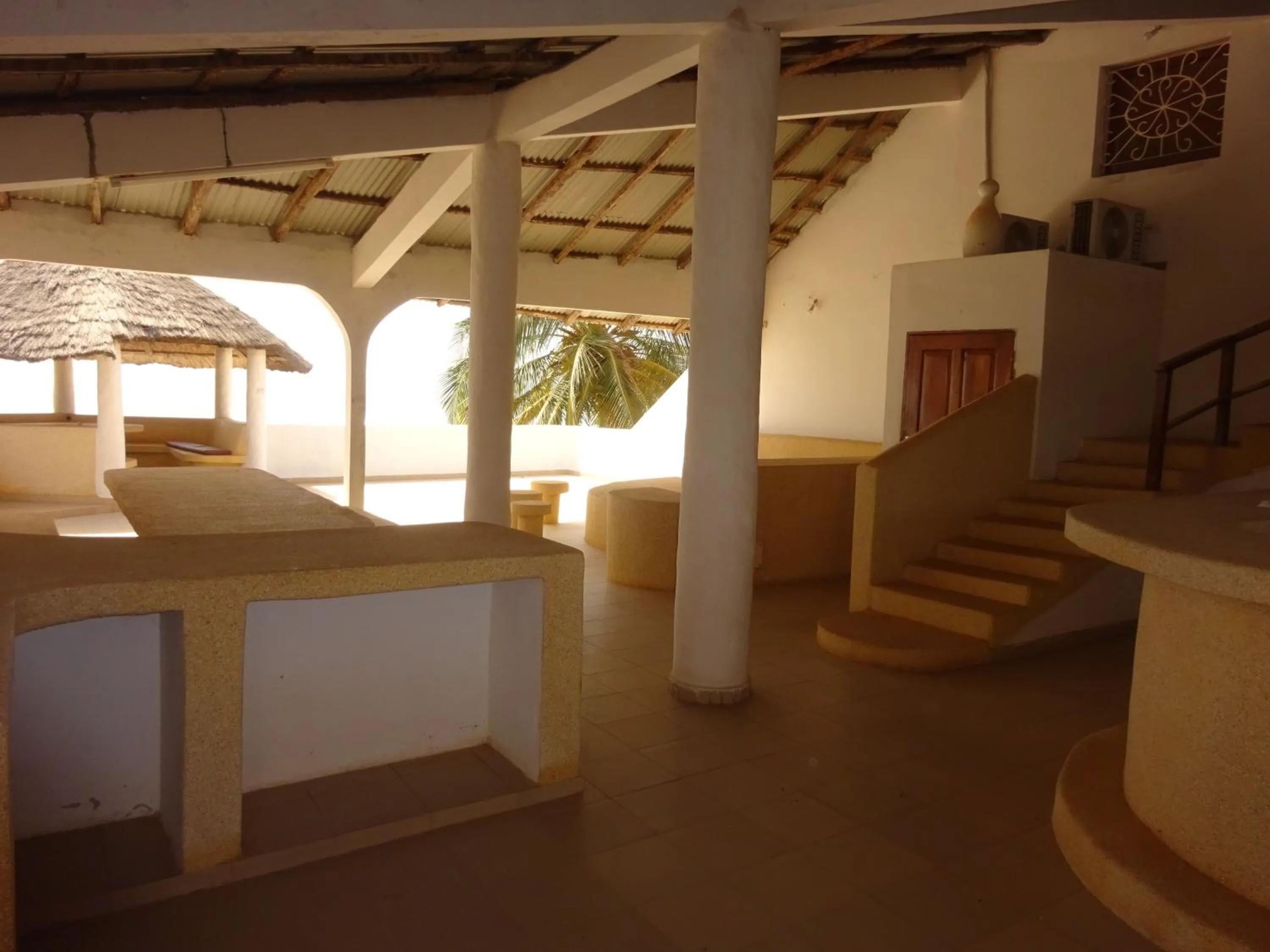 Property building in HOTEL DU BAR DE LA MER CAP SKIRRiNG