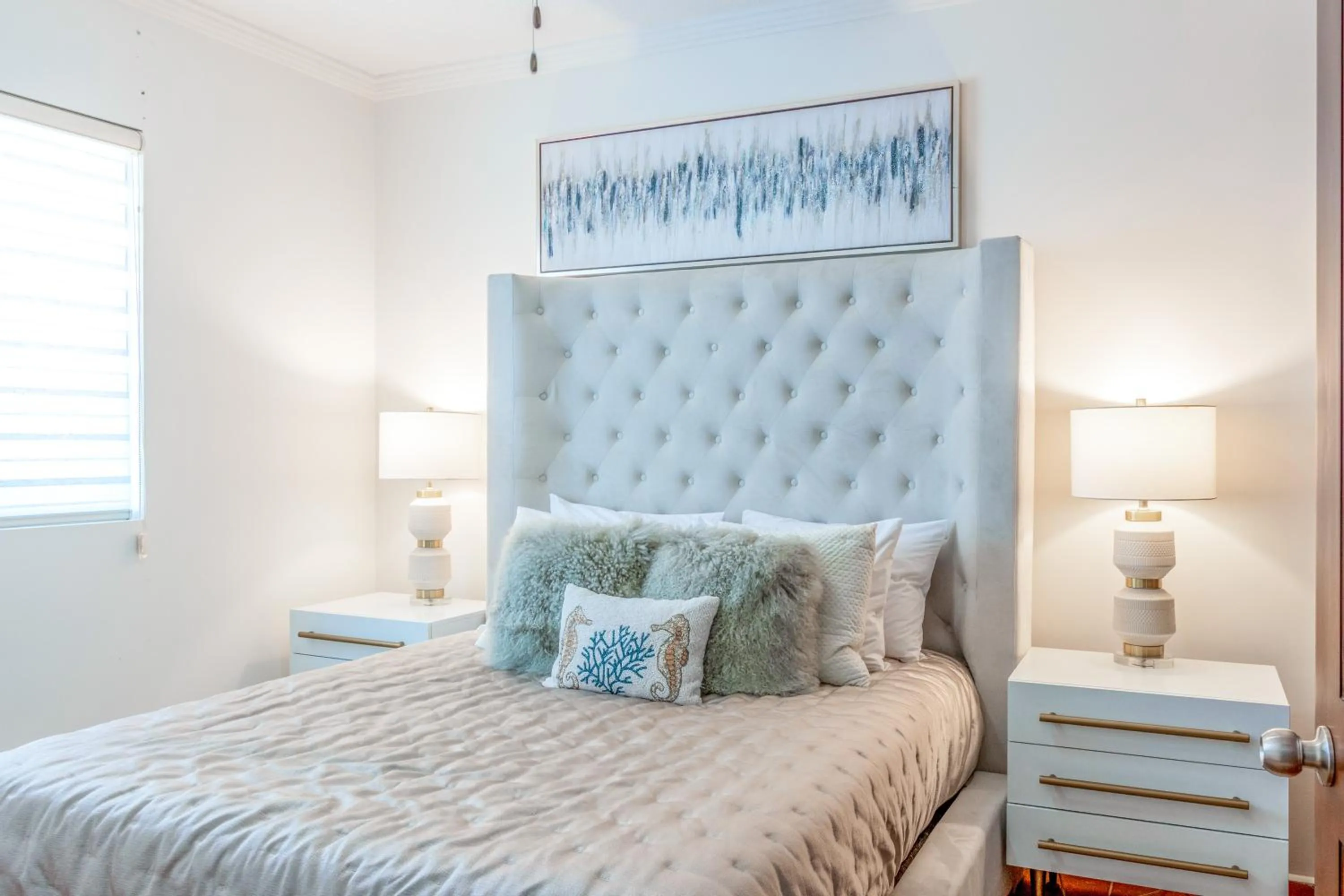 Bed in Casa Blanca Golf Villas