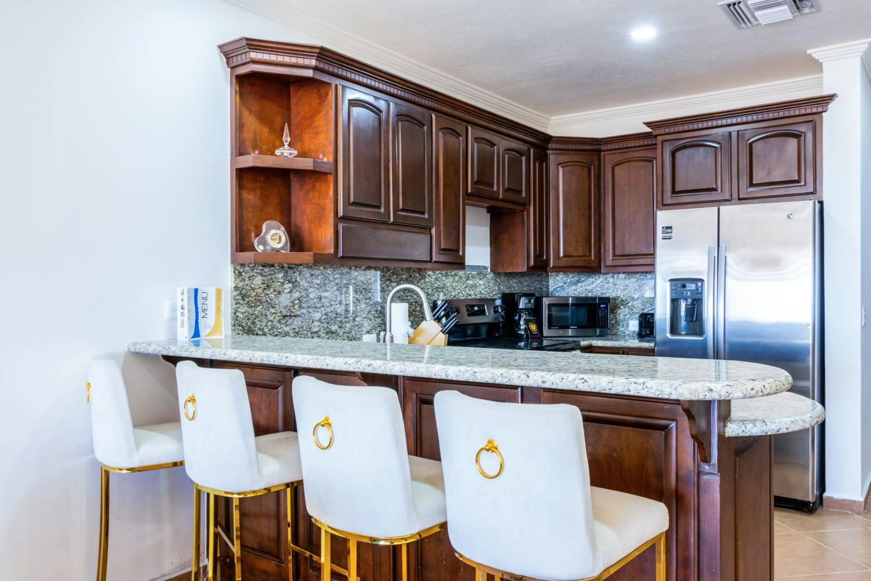 Casa Blanca Golf Villas