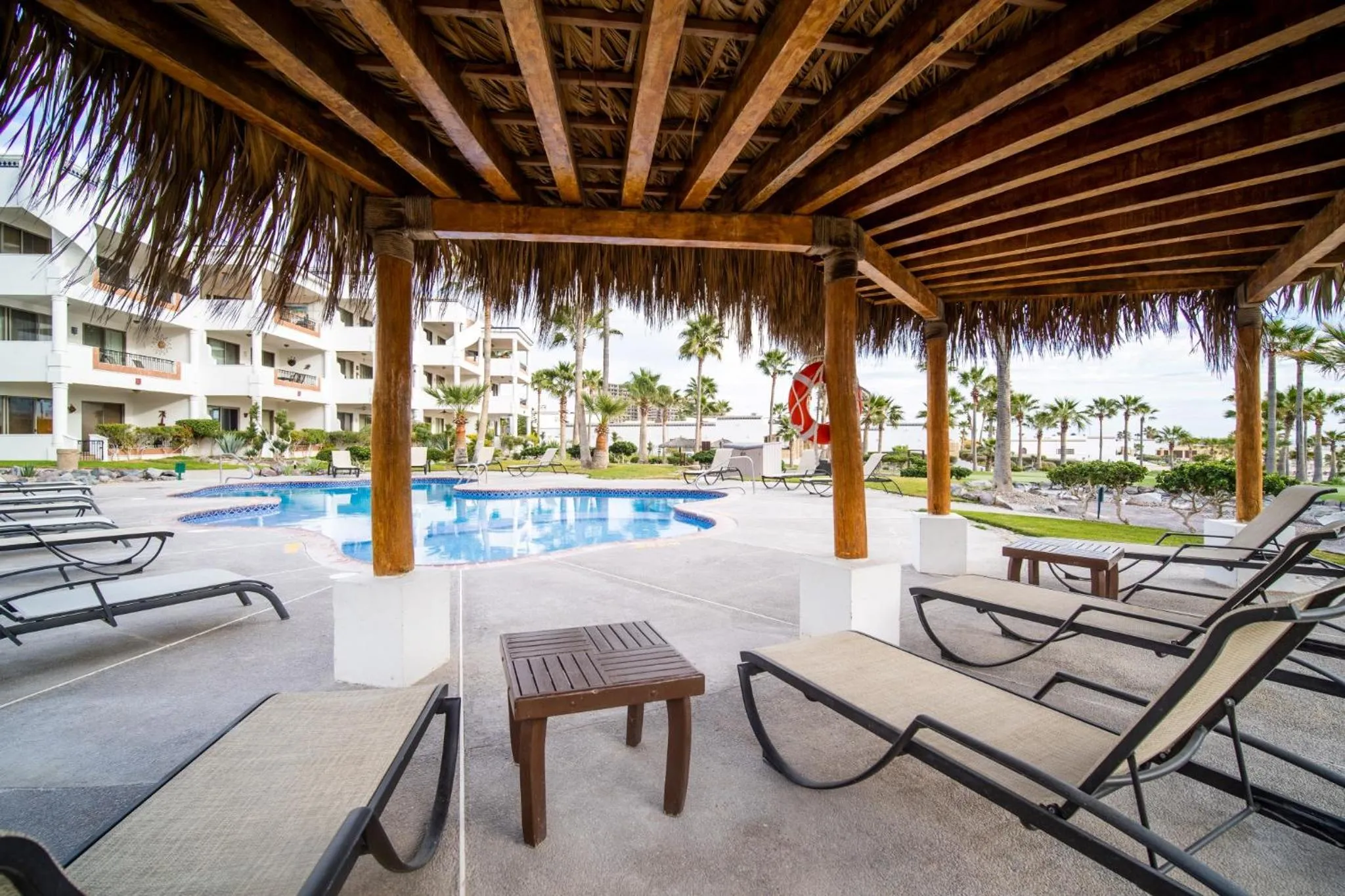 Casa Blanca Golf Villas