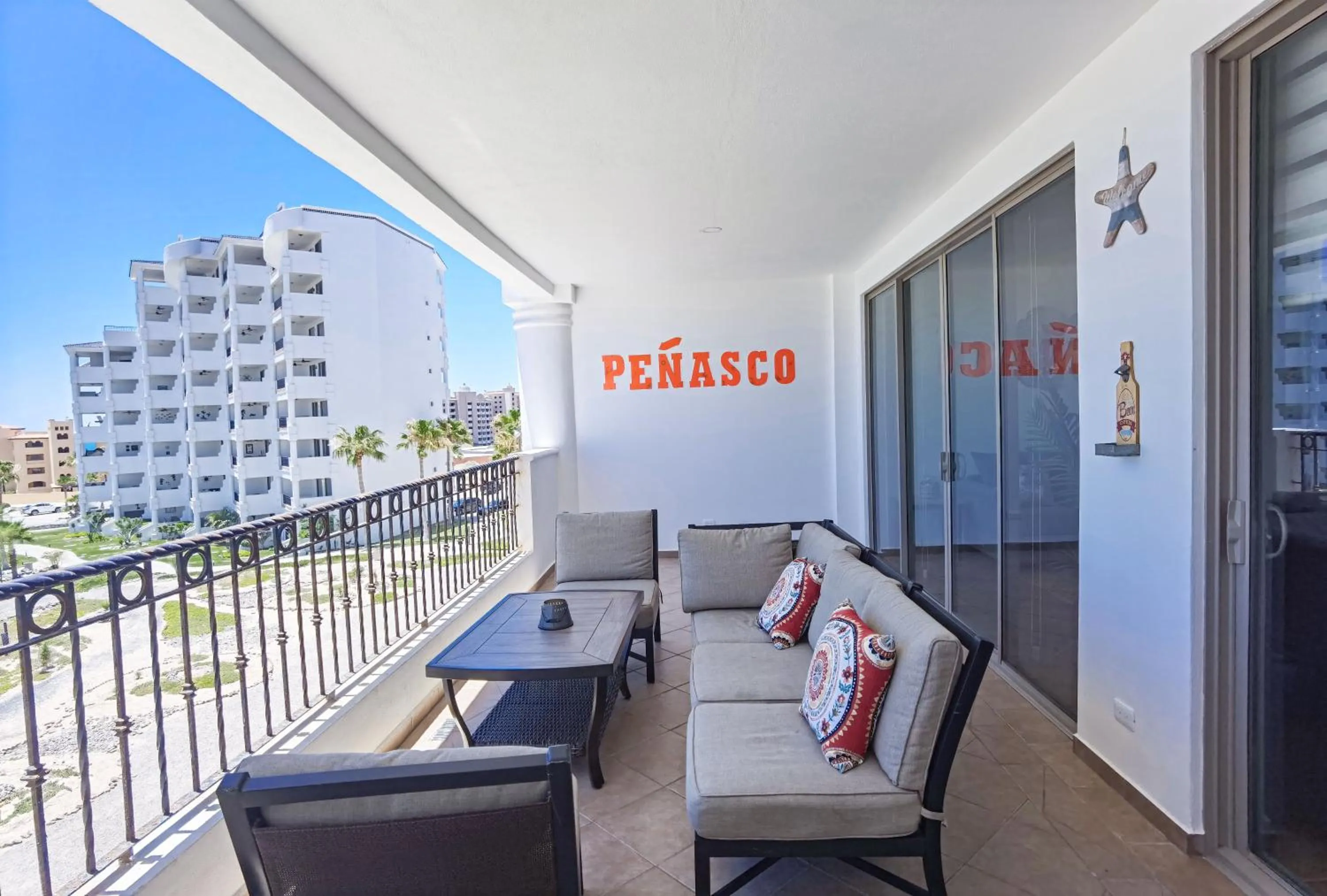 Casa Blanca Golf Villas