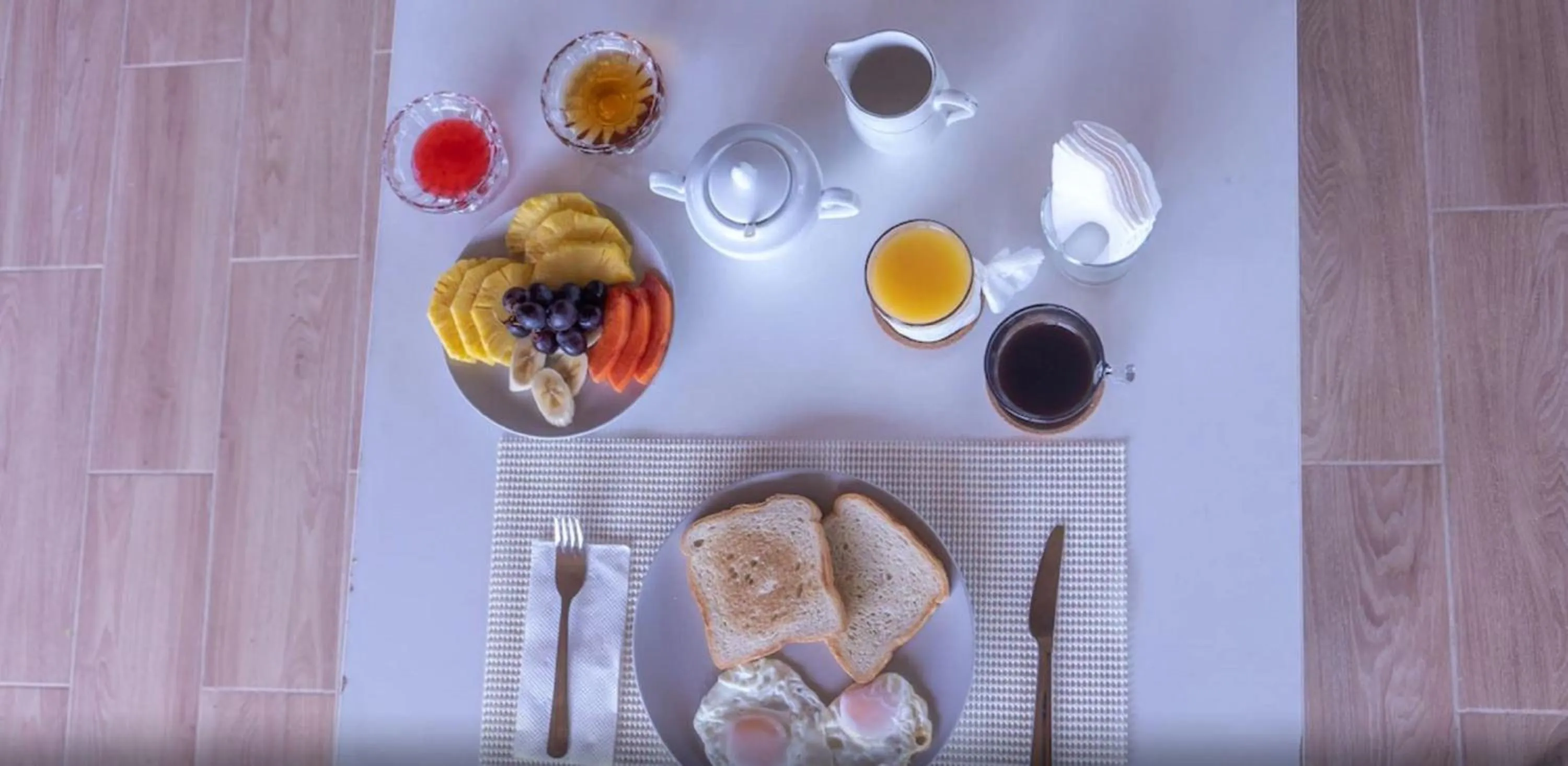 Breakfast in Samaná Suites Hotel by Habita