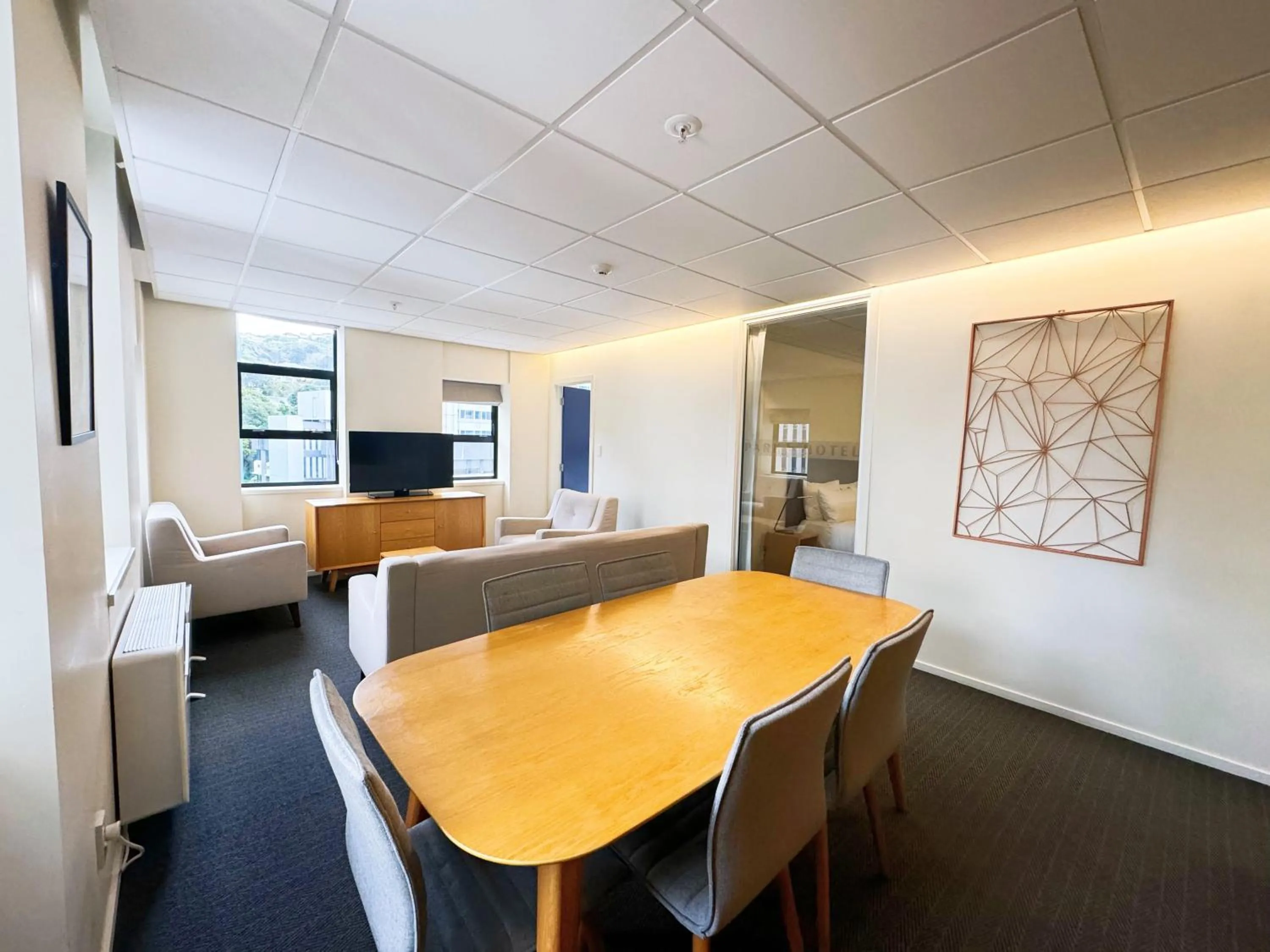 TV and multimedia in Park Hotel, Lambton Quay