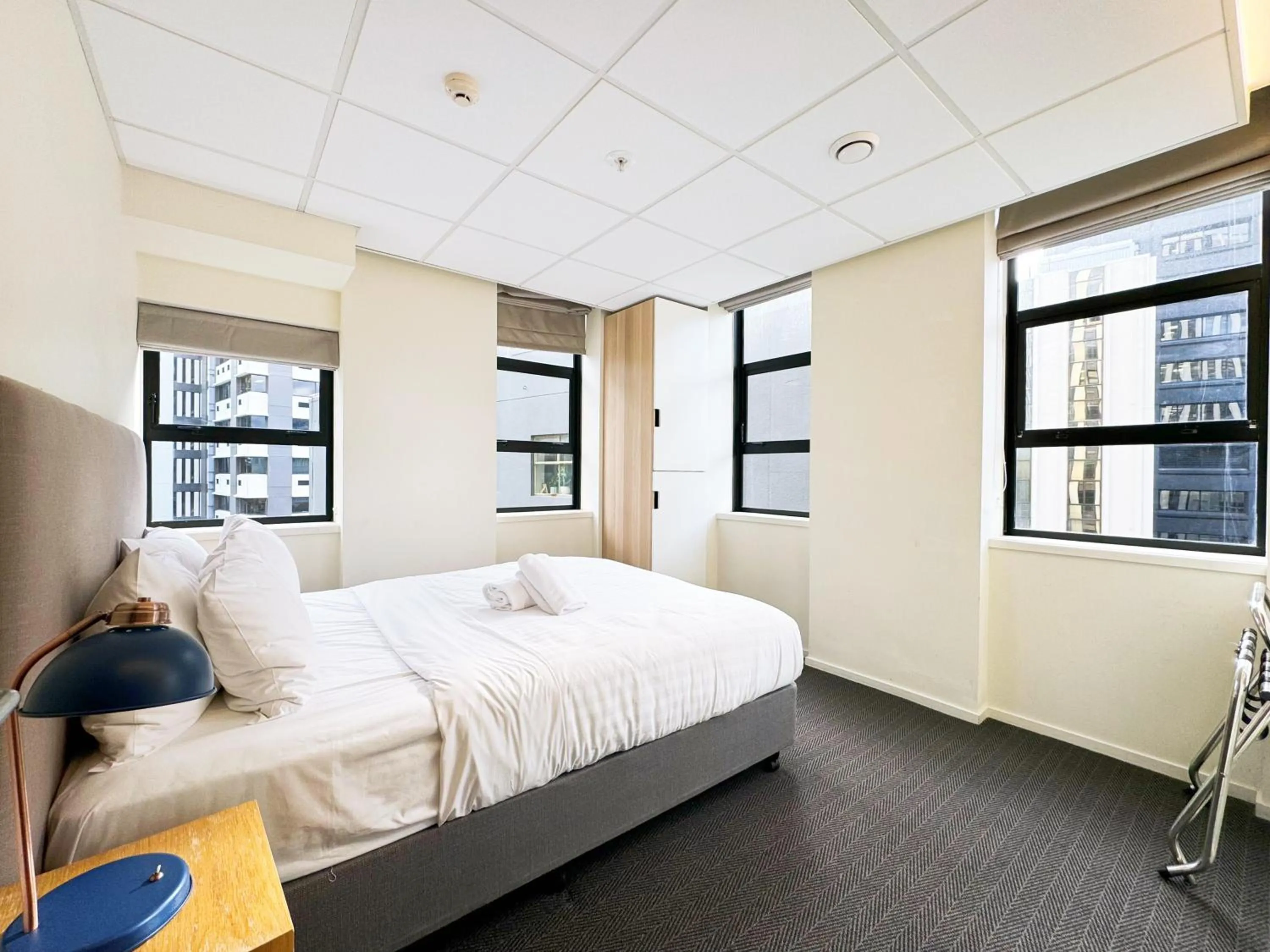 Bedroom, Bed in Park Hotel, Lambton Quay