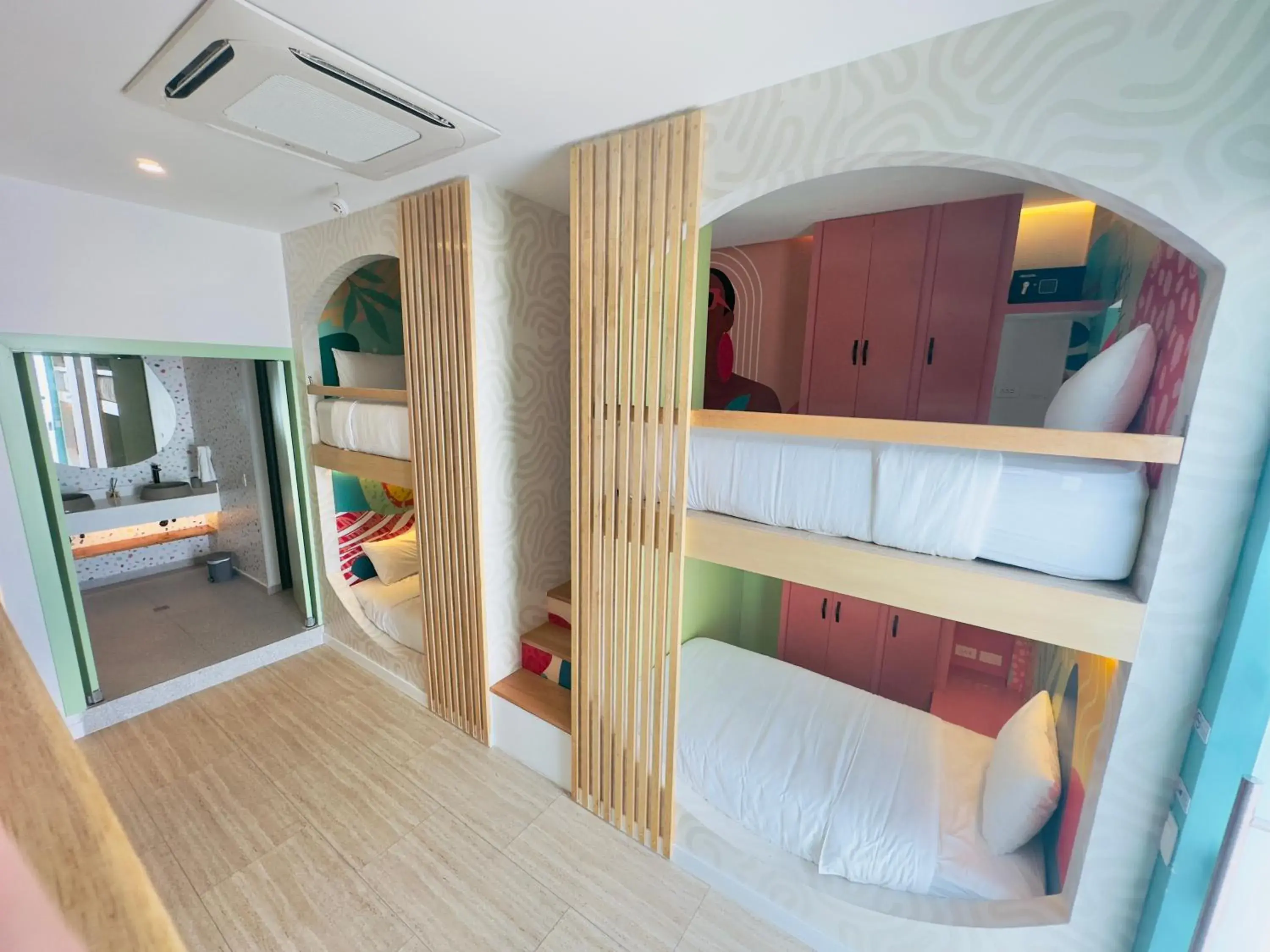 Bed in 6-Bed Mixed Dormitory Room in Hotel Nomadic Design Bed in 6-Bed Mixed Dormitory Room in Hotel Nomadic Design