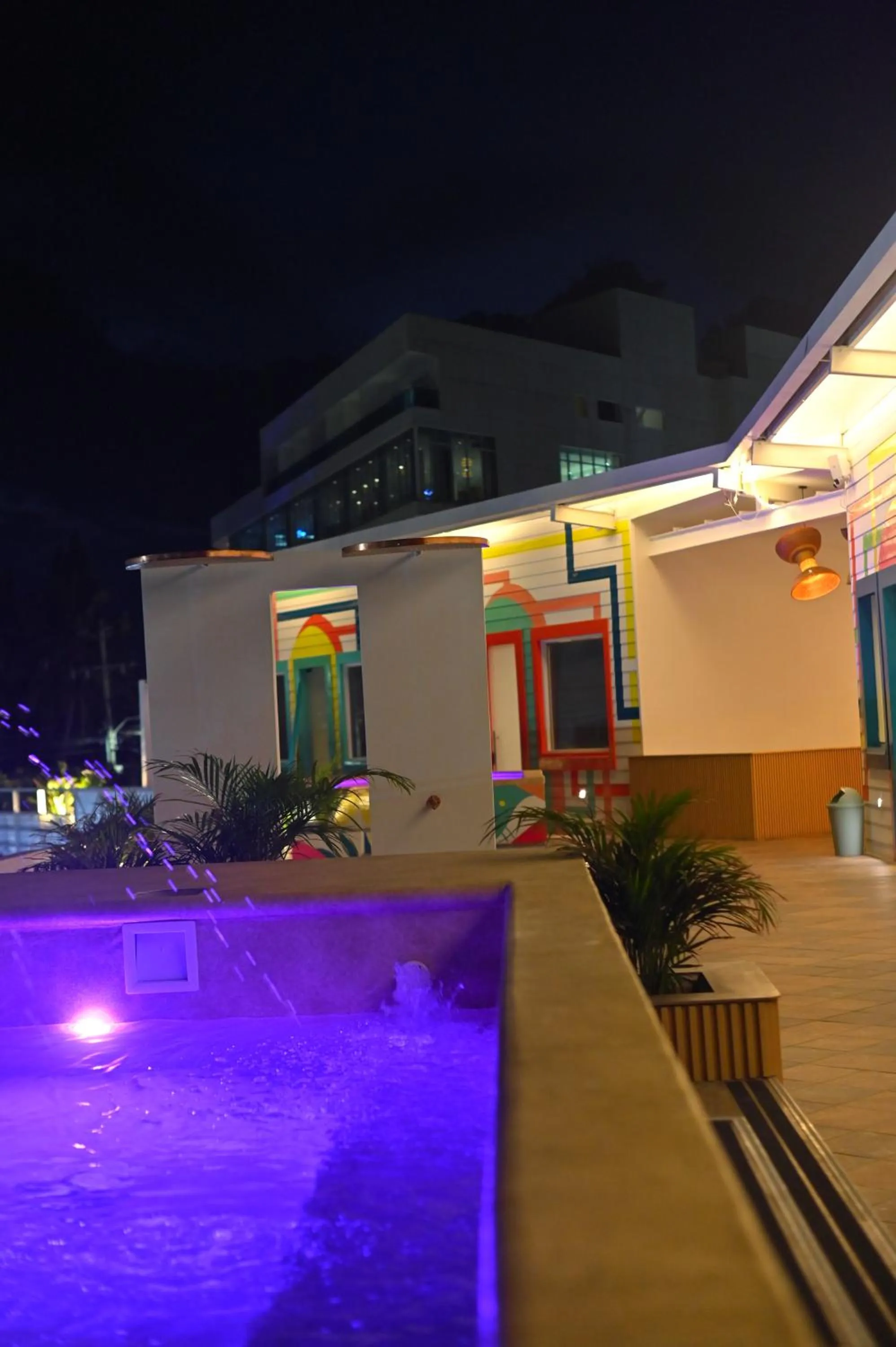 Night in Hotel Nomadic Design