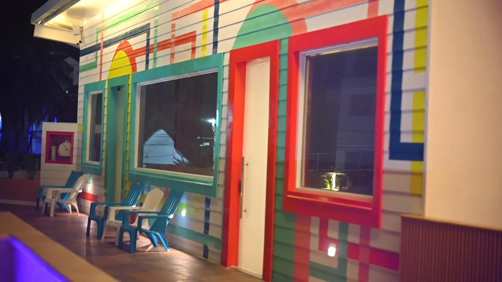 Night in Hotel Nomadic Design