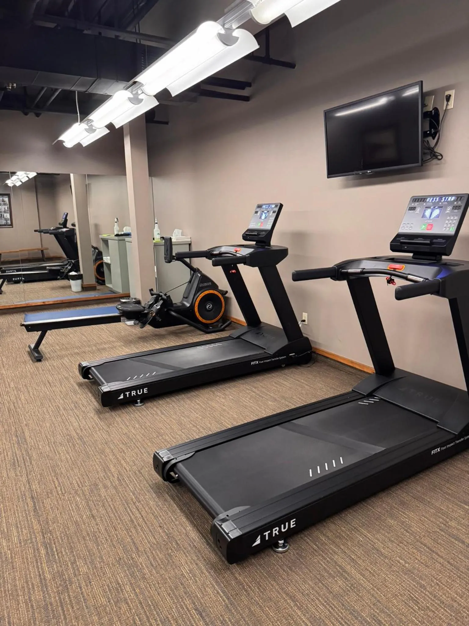 Morning Star Lodge - Hosted by Linda