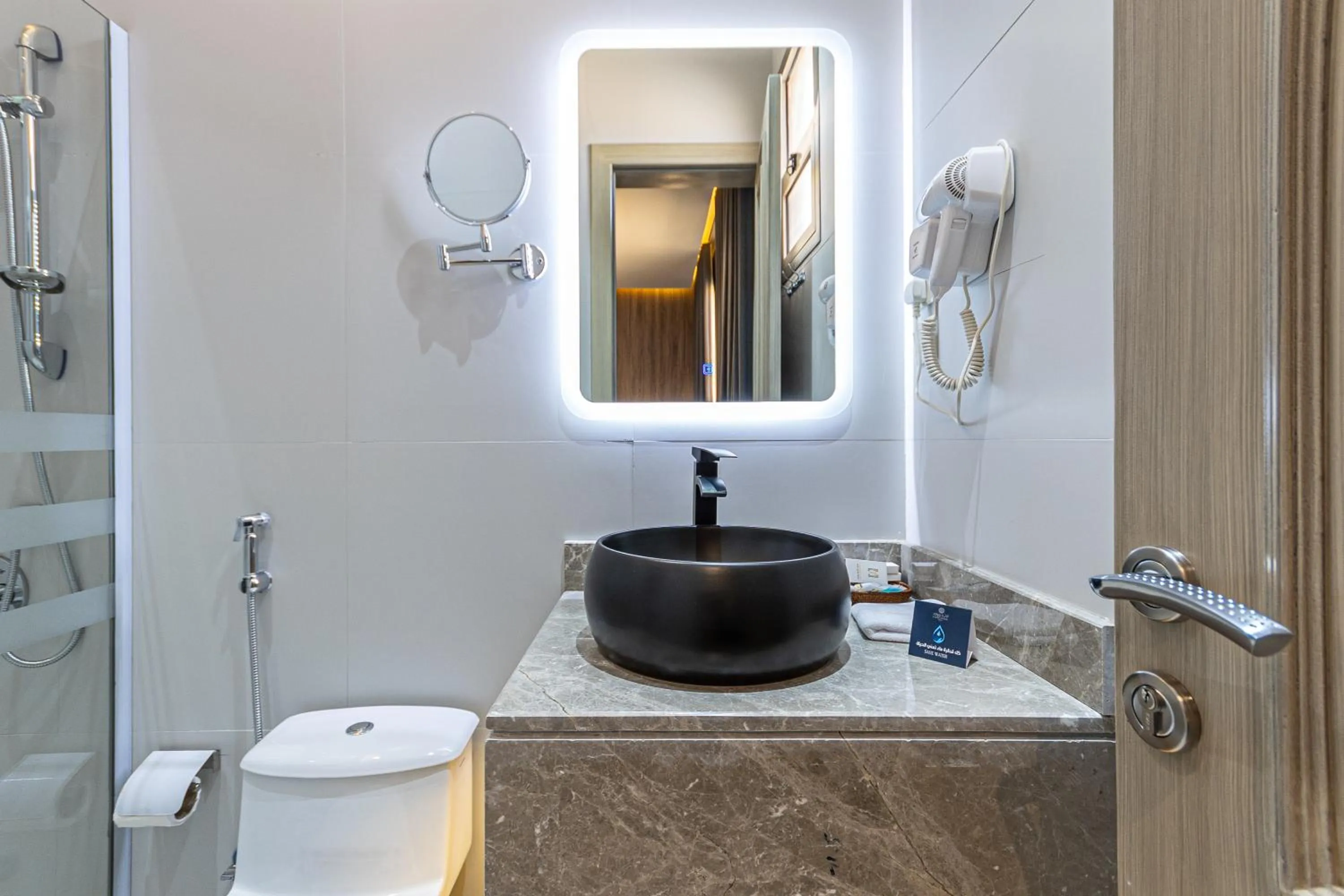 Shower in Land Walk Hotel Al Taawun Riyadh