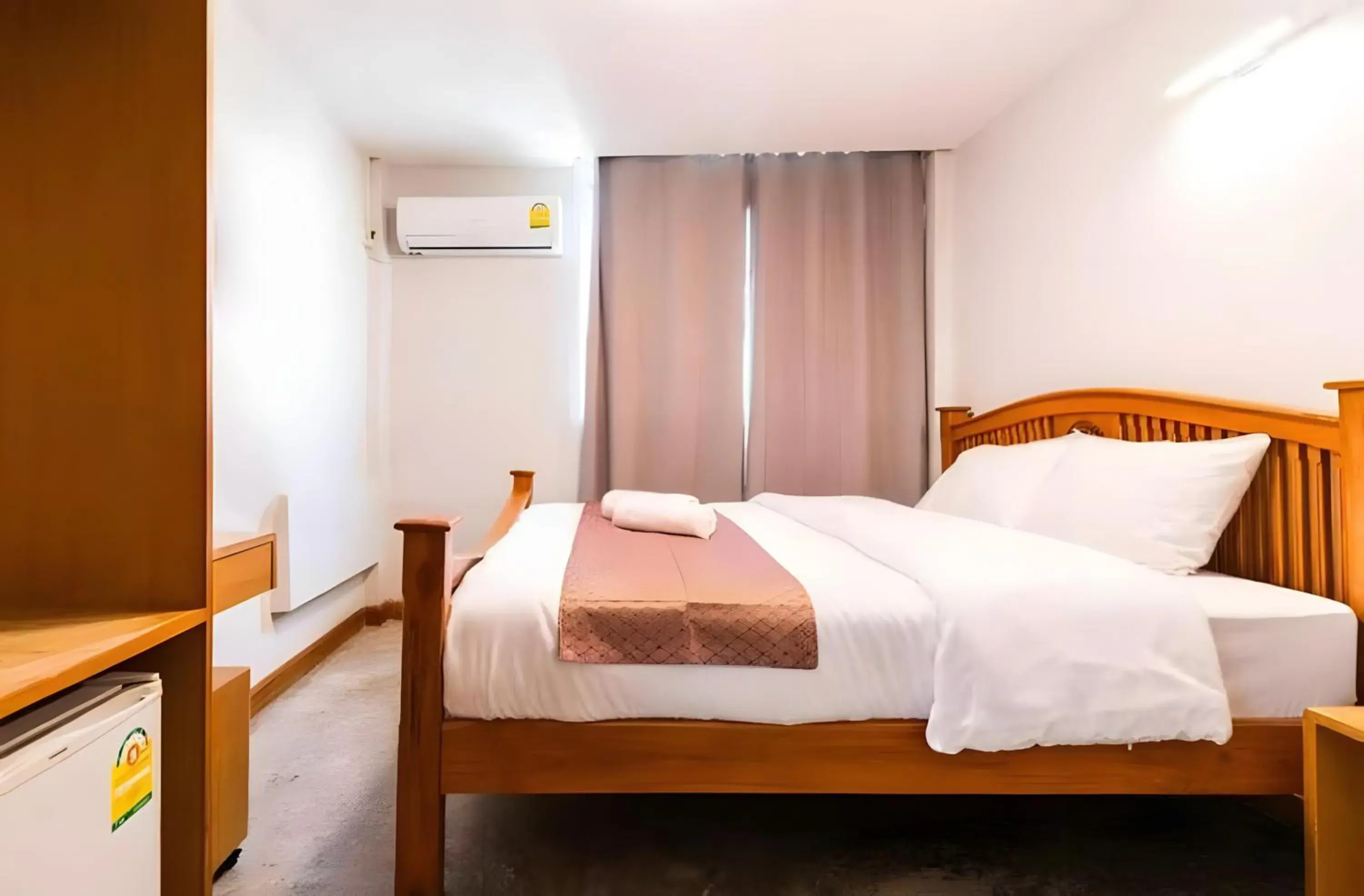 Deluxe Double Room in GO INN Khaosan Road - โก อินน์ ตรอกข้าวสาร Deluxe Double Room in GO INN Khaosan Road - โก อินน์ ตรอกข้าวสาร
