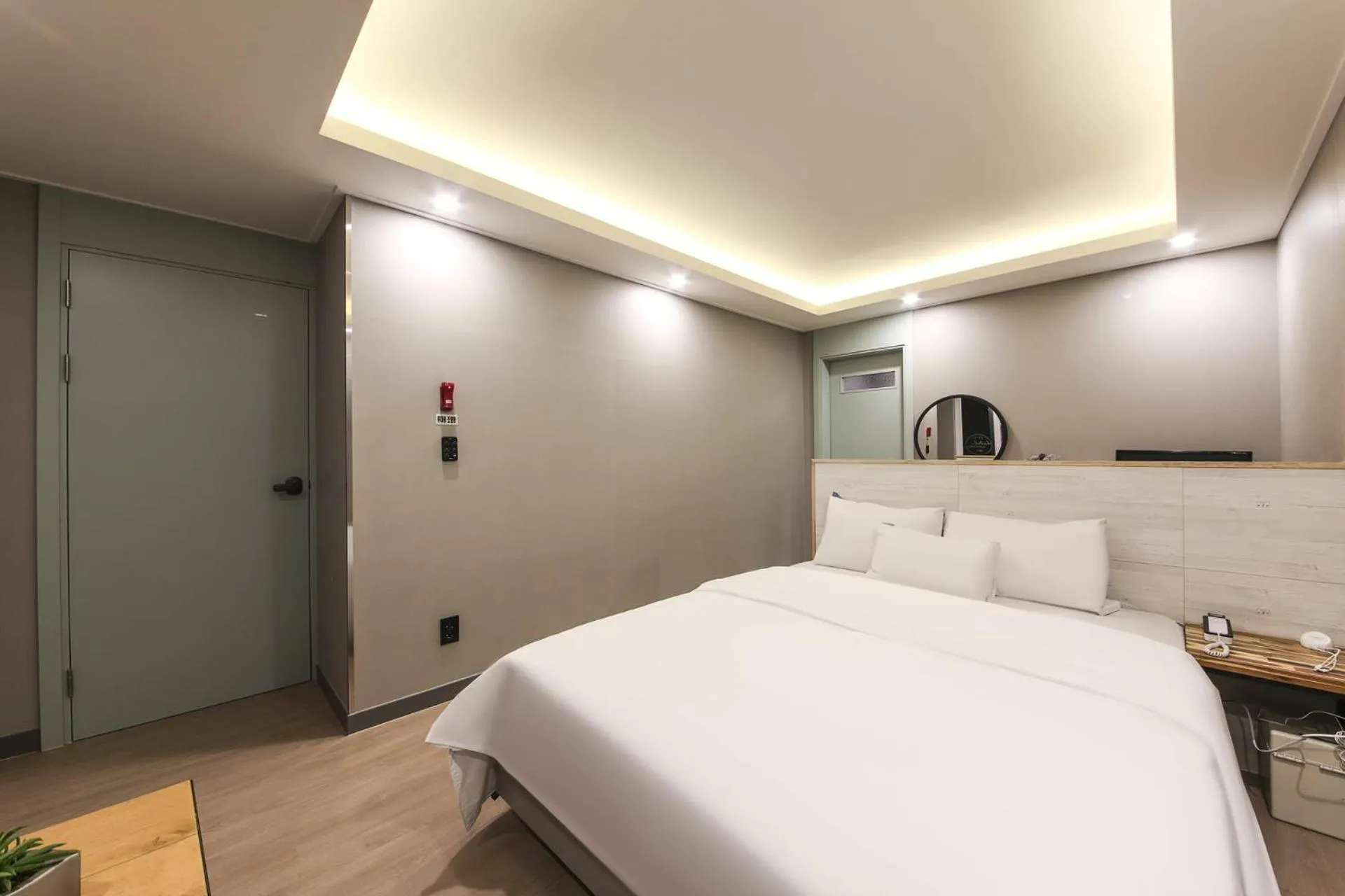 Bed in Daegu Seongseo Hotel Series 5.0