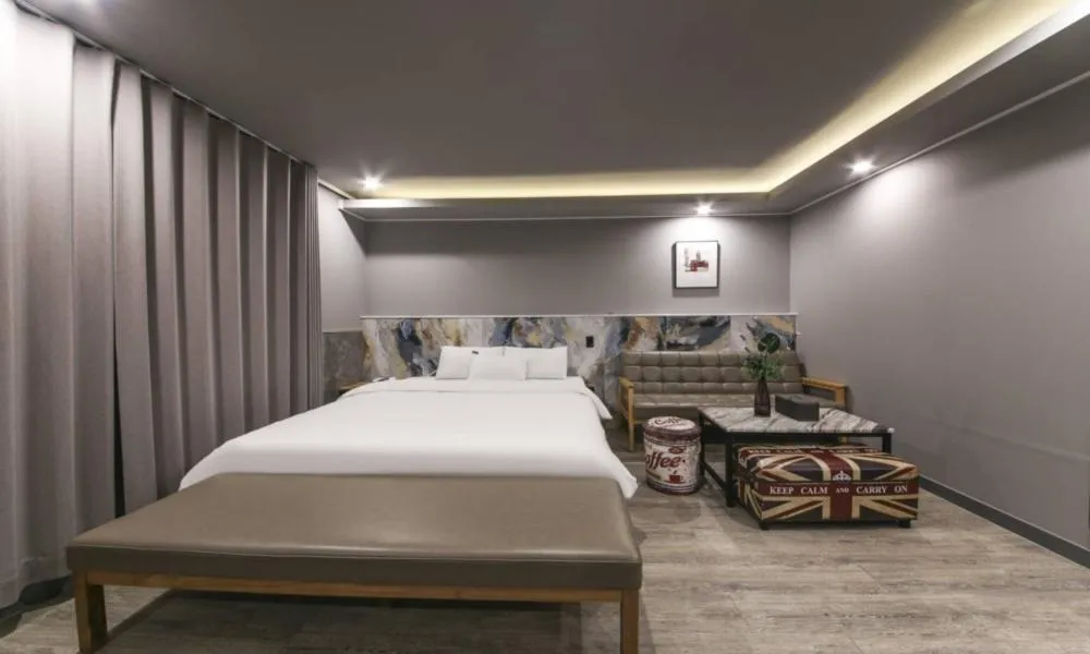 Bed in Daegu Seongseo Hotel Series 5.0