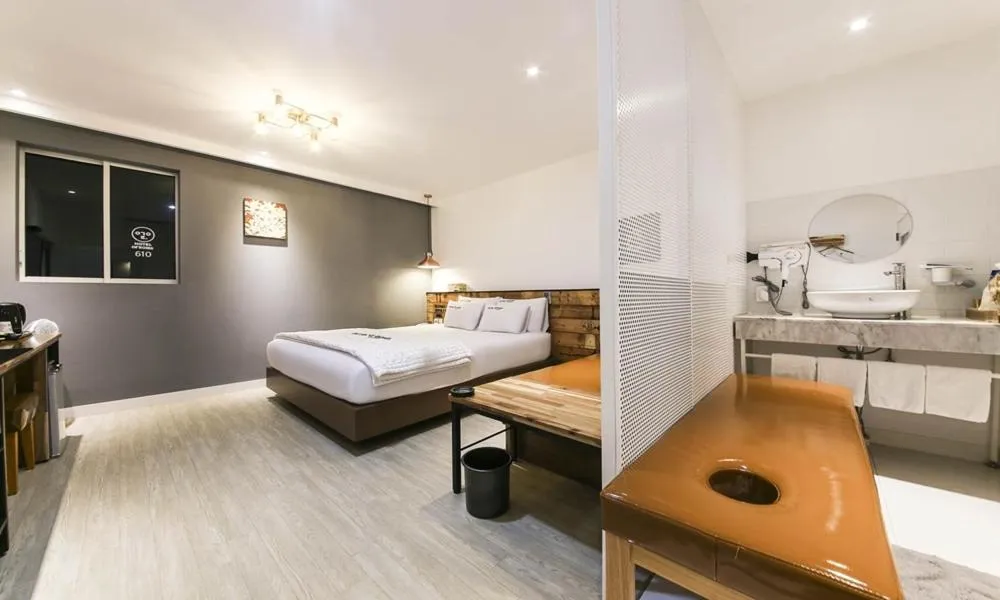 Bed in Hotel Yeogieutte Dongdaegu