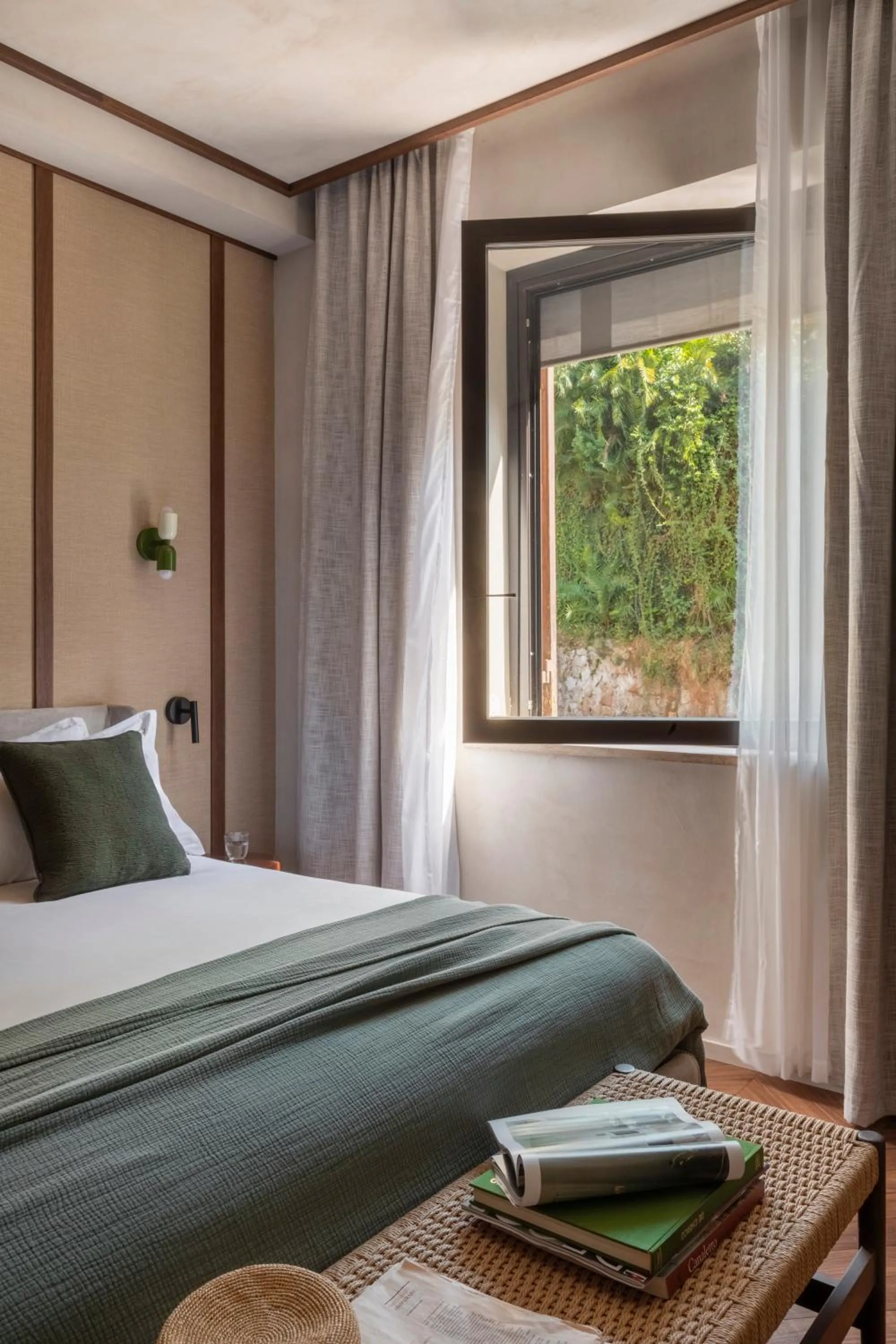 Bed in NAMAN HOTELLERIE - Spagna