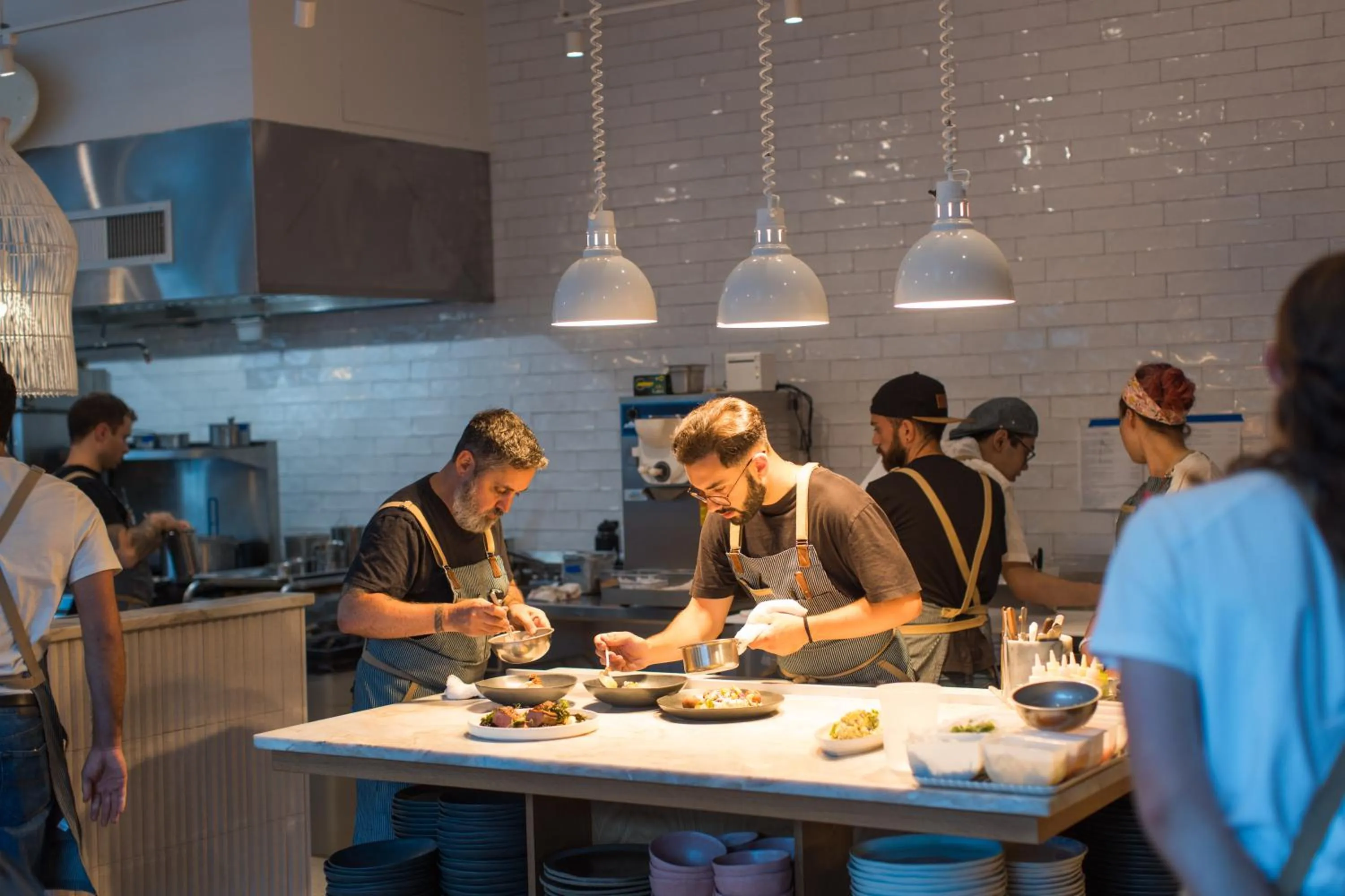 Restaurant/places to eat in The St Laurent Guest Rooms