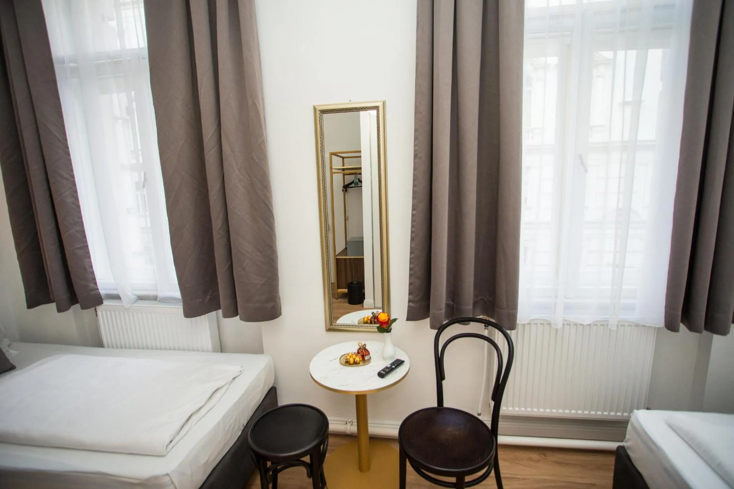 Bedroom, Bed in Pension Central I Self Check In