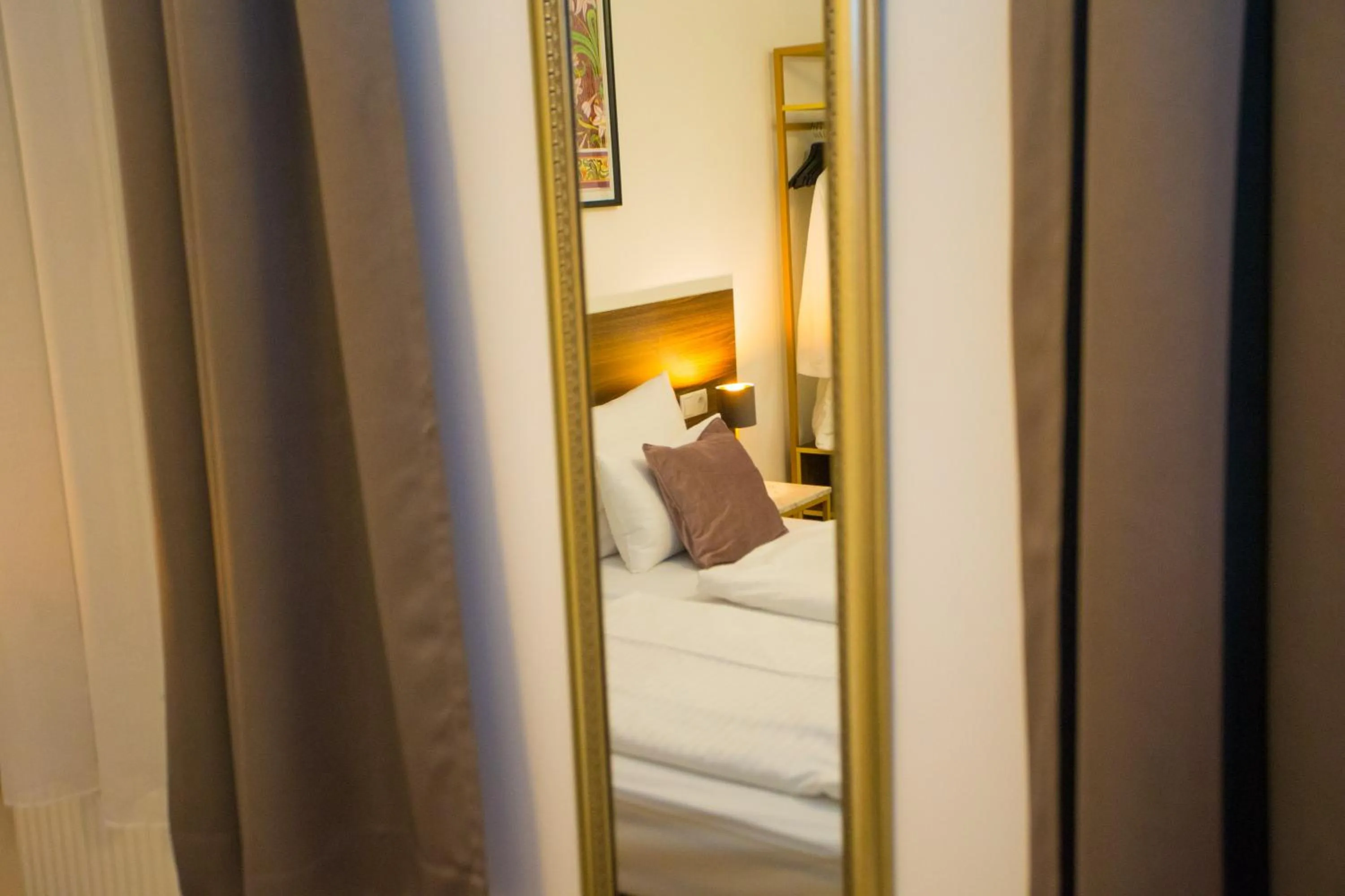 Bed in Pension Central I Self Check In