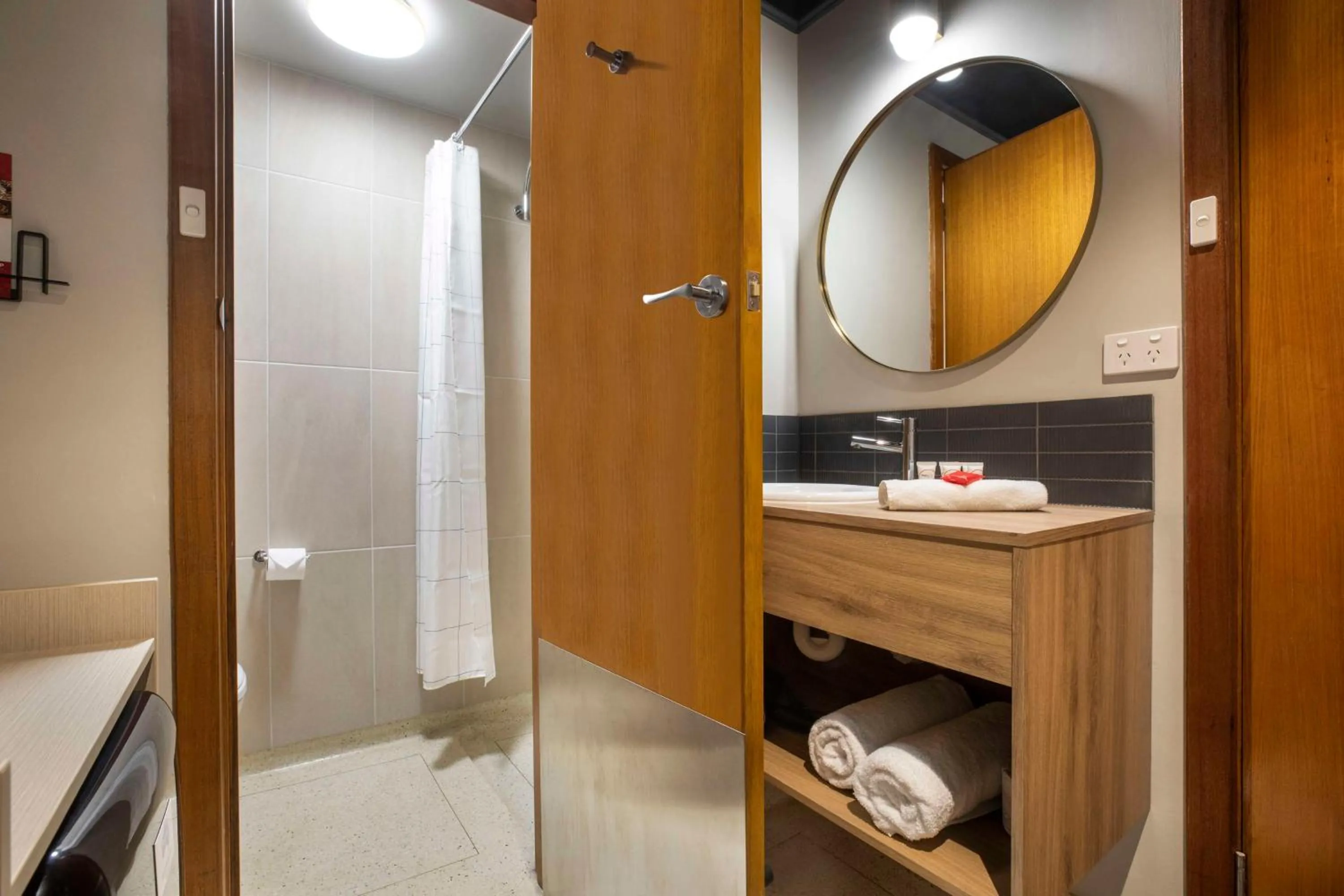 Bathroom in Nightcap at Empire Hotel