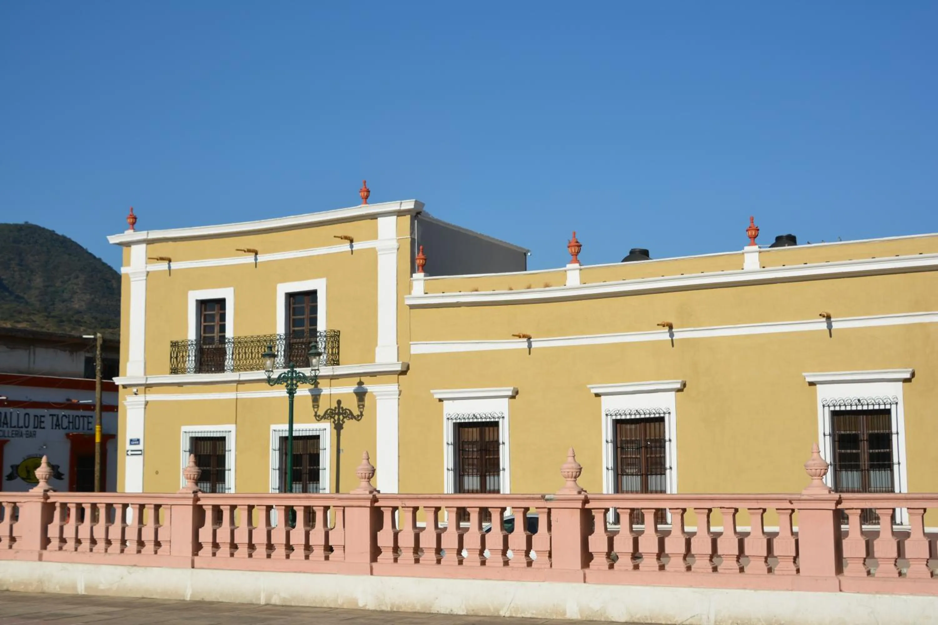 Property building in Casa Angeles Mascota