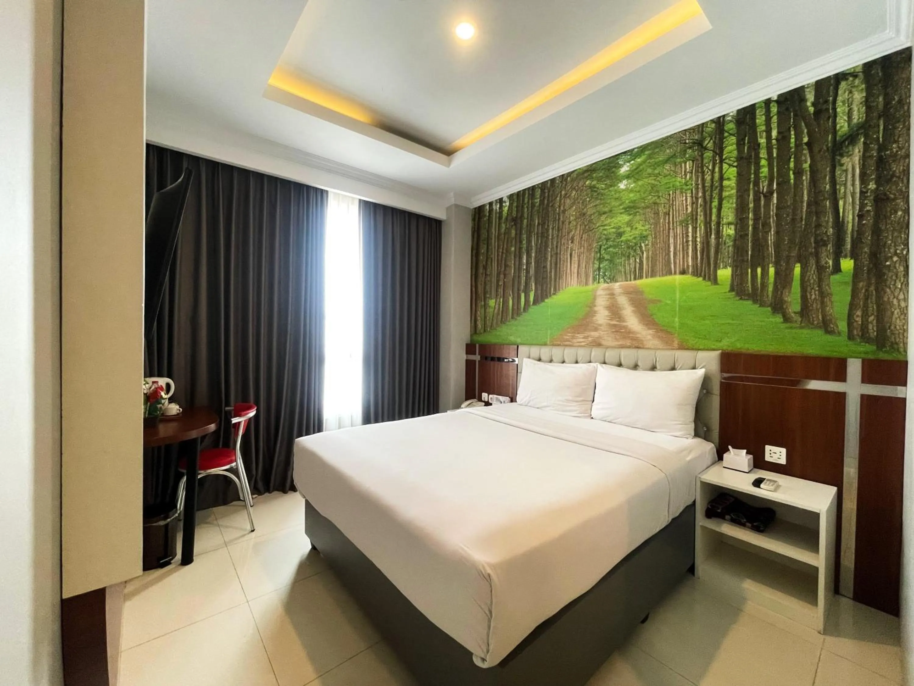Bedroom, Bed in Solo Grand City