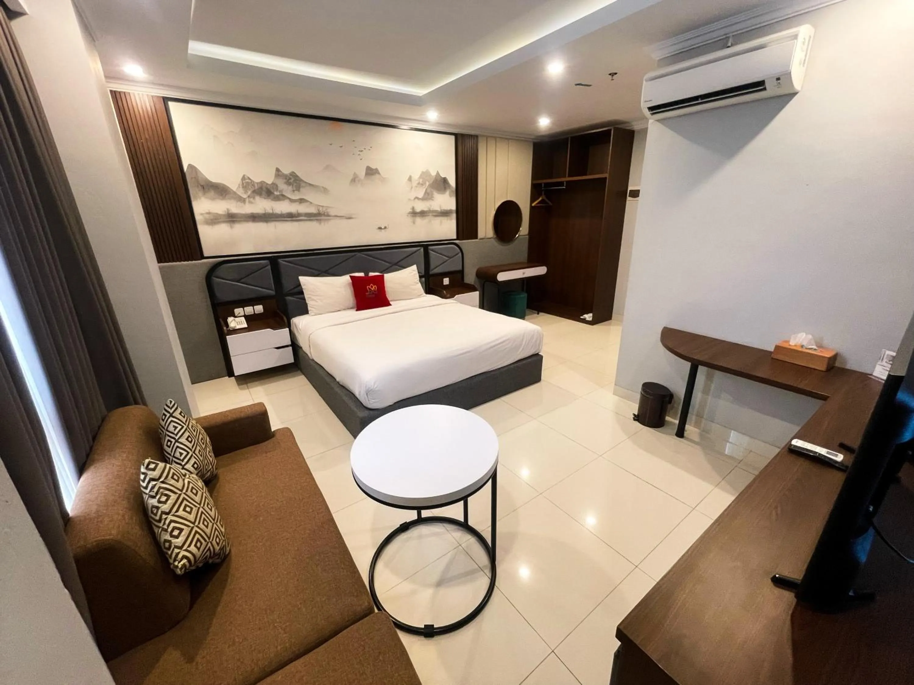 Bedroom, Bed in Solo Grand City